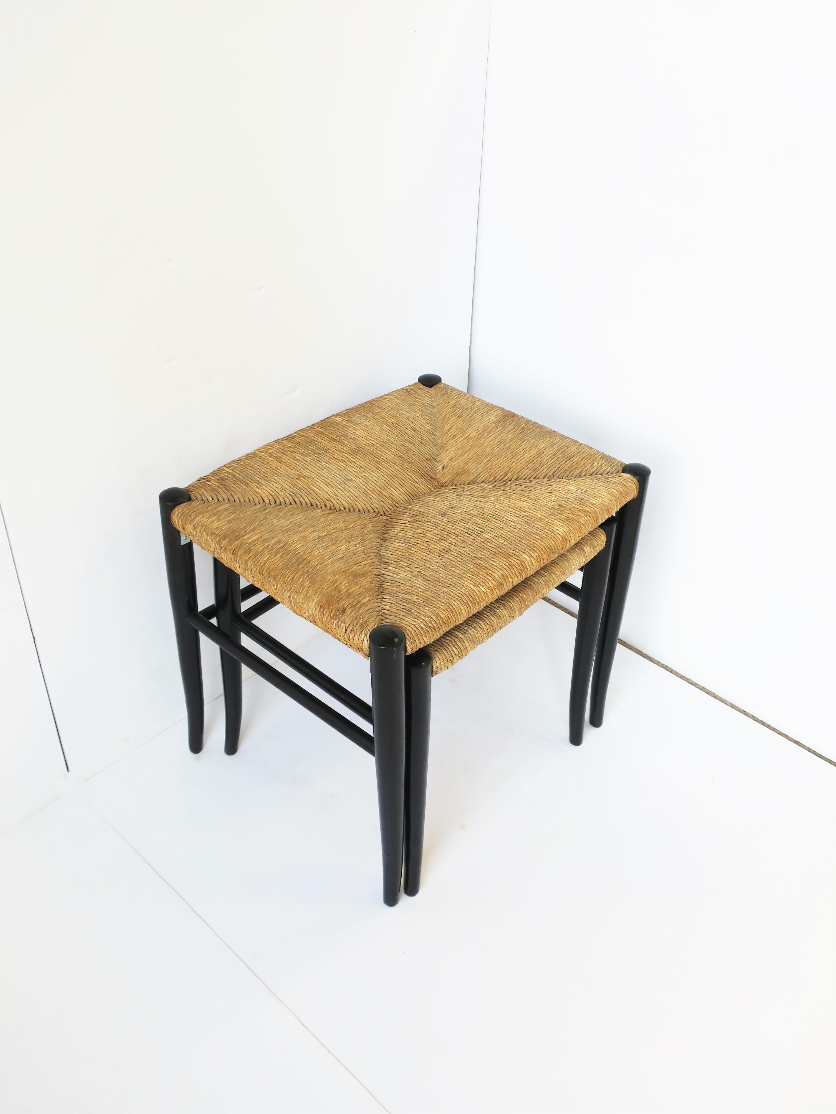 Italian Black and Rush Seat Nesting Stools after Gio Ponti  In Good Condition For Sale In New York, NY