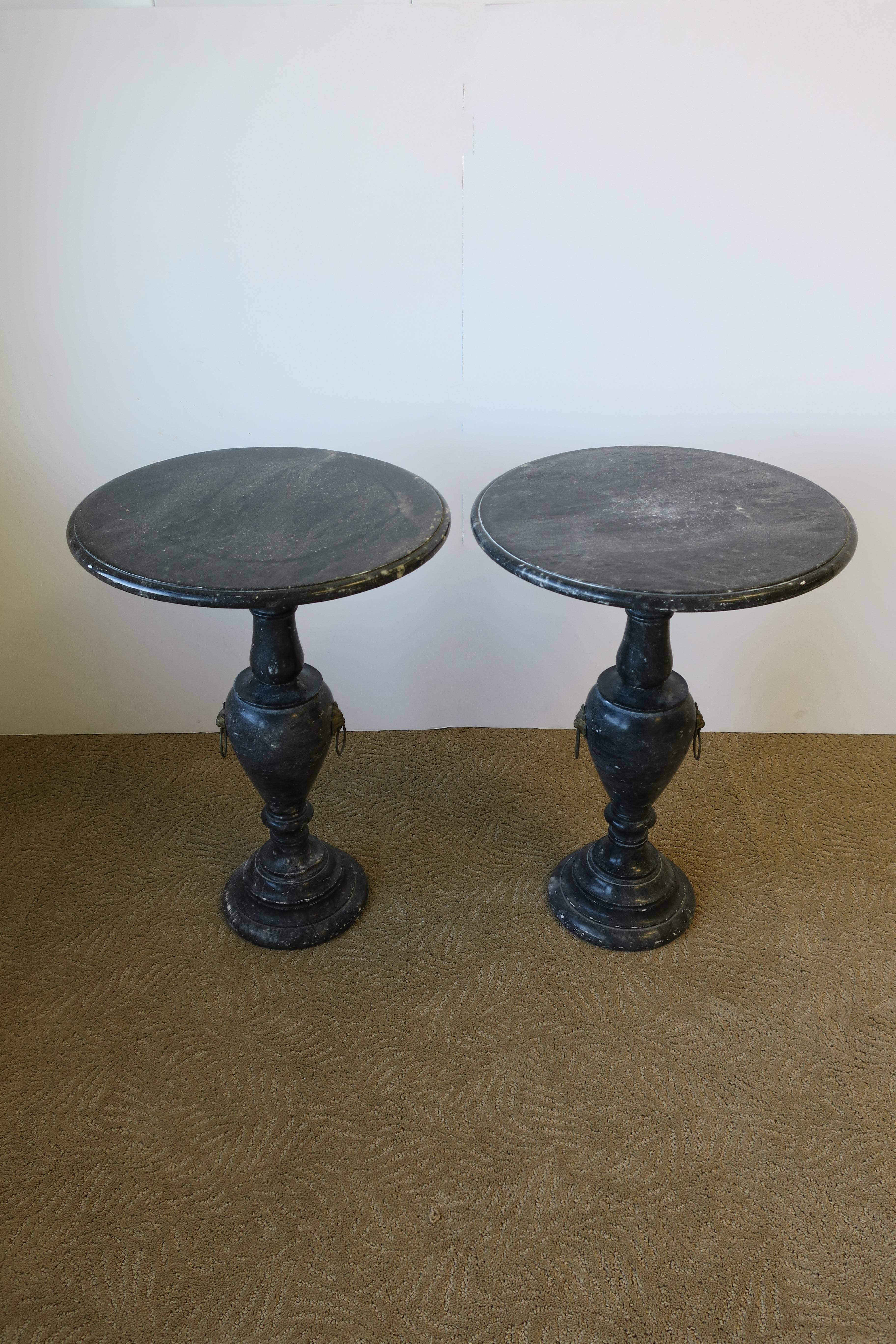 Italian Black and White Marble Round Side Table 10