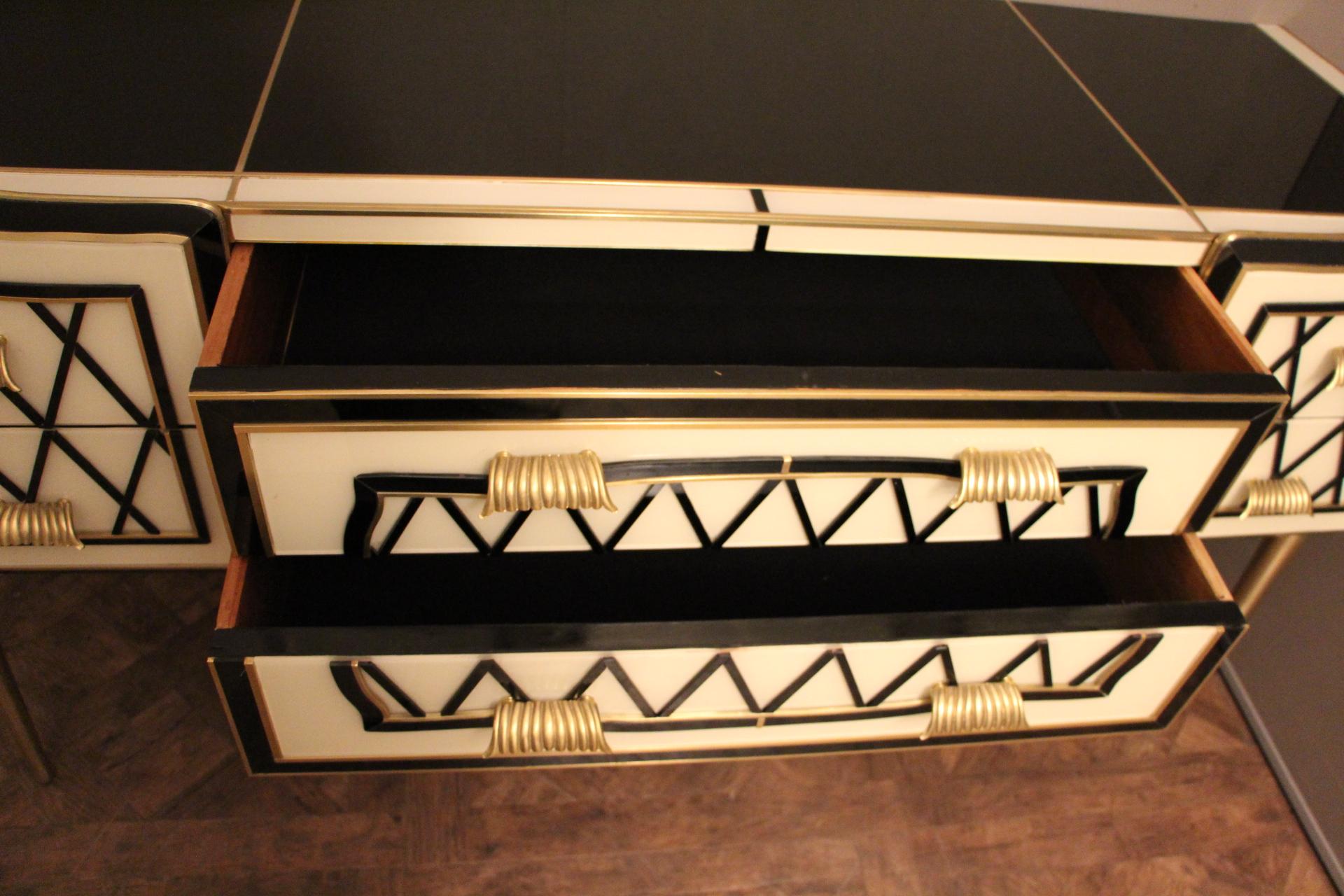Murano Black and White Tinted Glass Commode or Sideboard with Brass Hardware In Excellent Condition For Sale In Saint-Ouen, FR