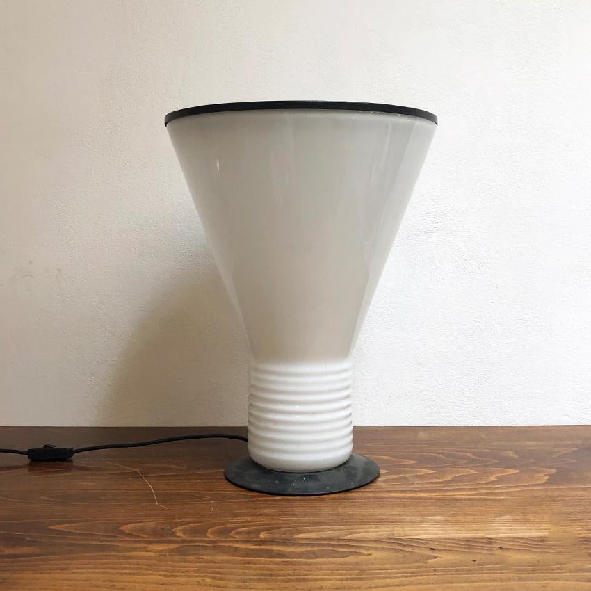 Modern Italian Black Enameled Metal and Opaline Glass Table Lamp, 1970s