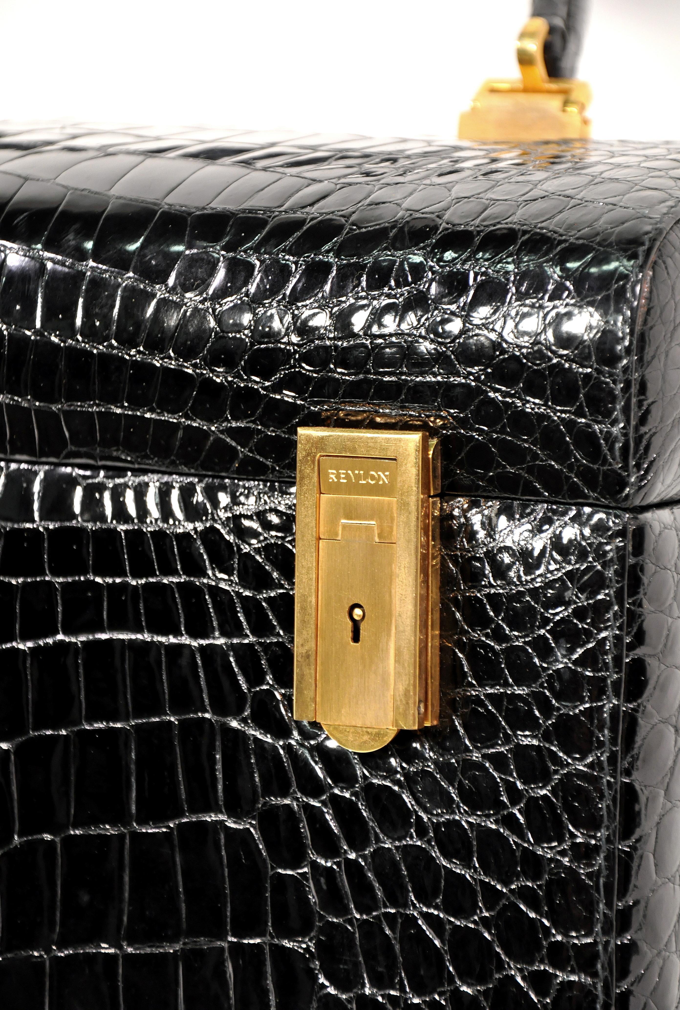 Italian Genuine Black Crocodile Train Beauty & Jewelry Case by Revlon, 1960s For Sale 2