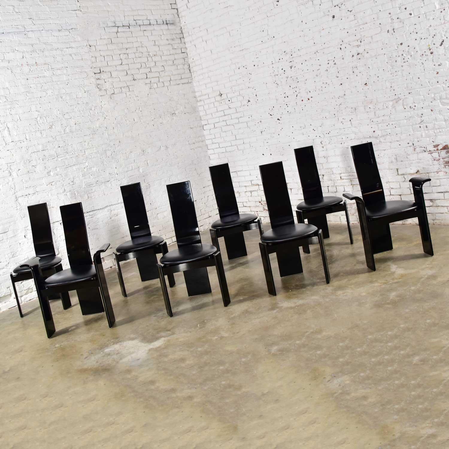 Post-Modern Italian Black Lacquered Dining Chairs Attributed to Pietro Costantini Set of 8