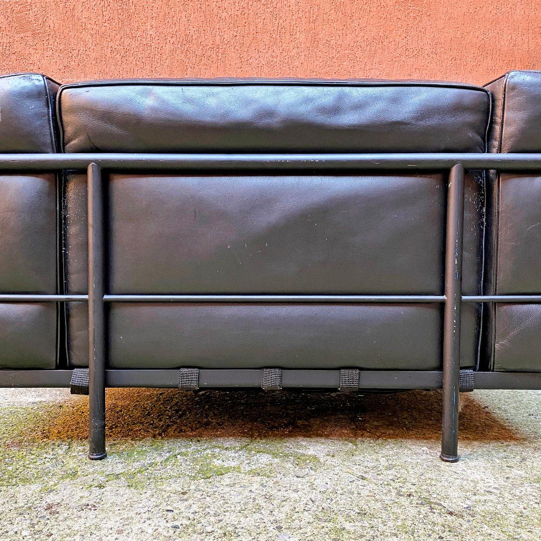 Italian Black Lc3 Armchairs by Le Corbusier, Jeannare, Perriand for Cassina 1990 For Sale 9