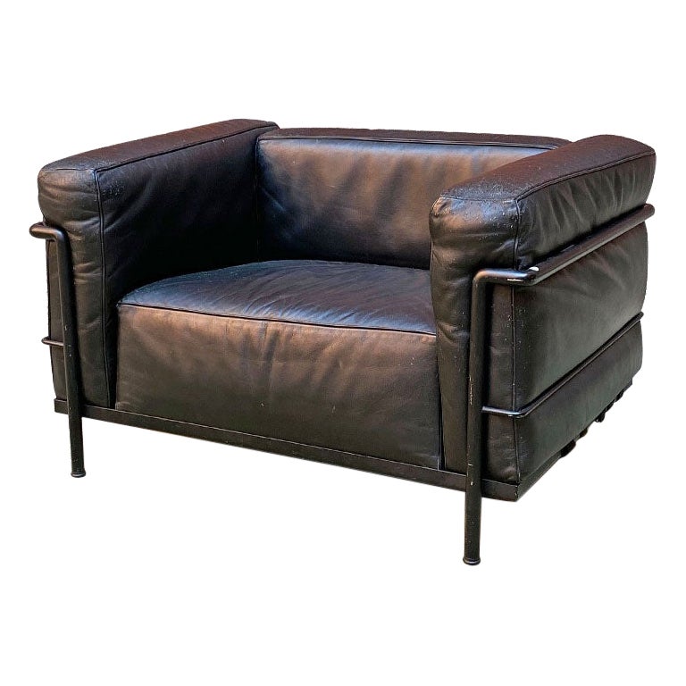 Italian Black Lc3 Armchairs by Le Corbusier, Jeannare, Perriand for Cassina 1990