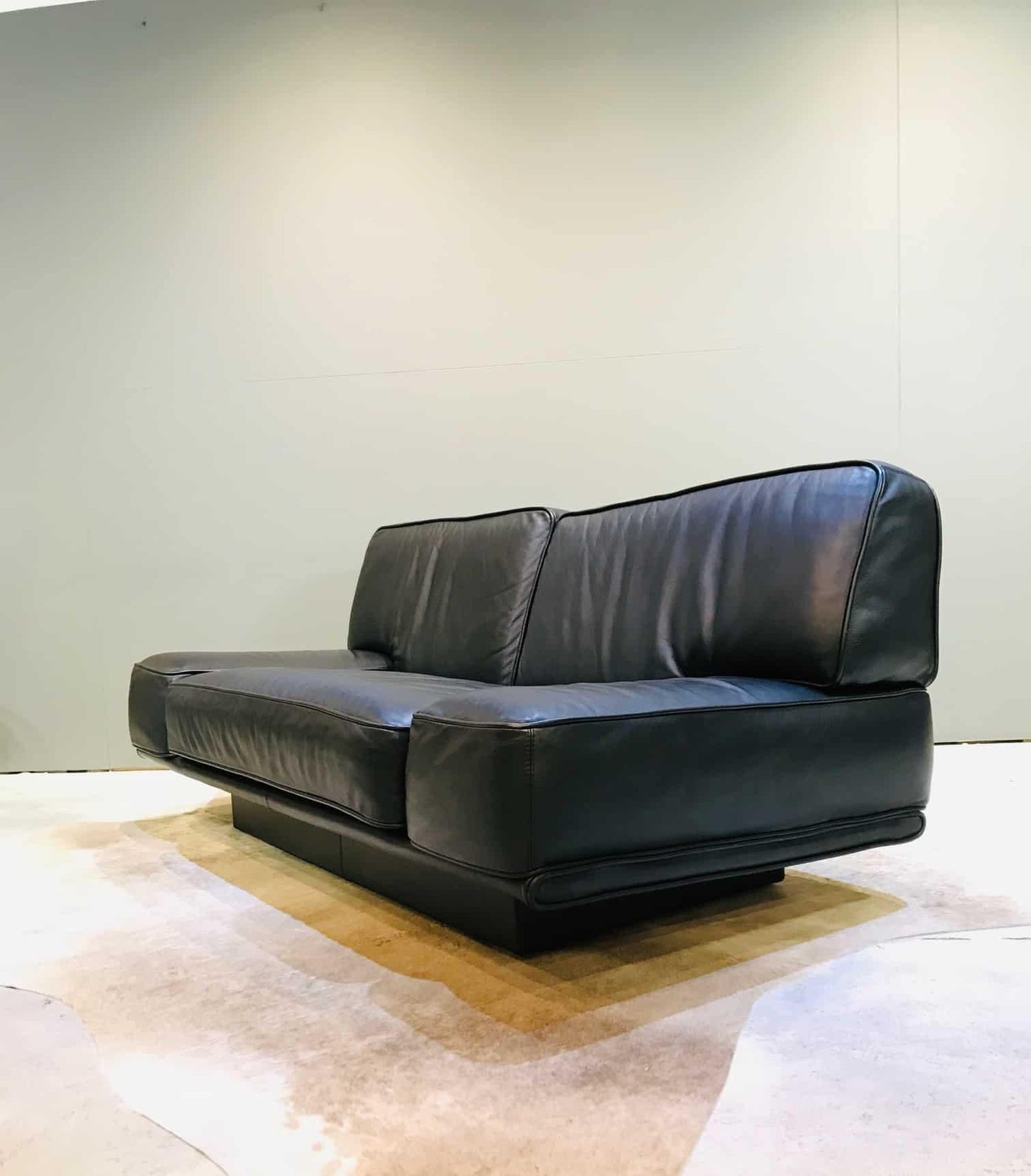 Italian Black Leather 2 Seat Sofa By Arketipo For Sale At 1stdibs