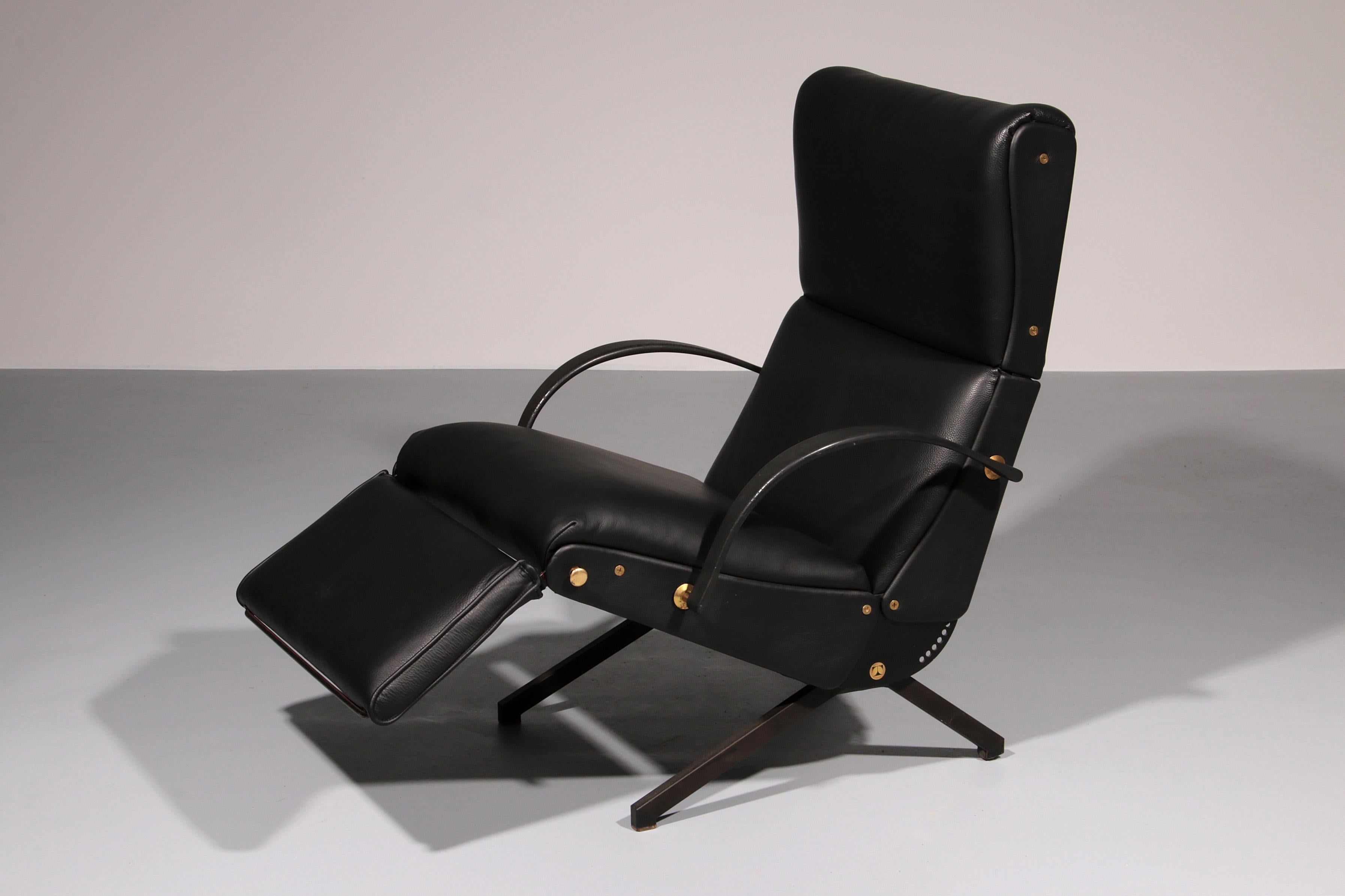 Italian Black Leather Adjustable P40 Relax Chair by Osvaldo Borsani Tecno. For Sale 4