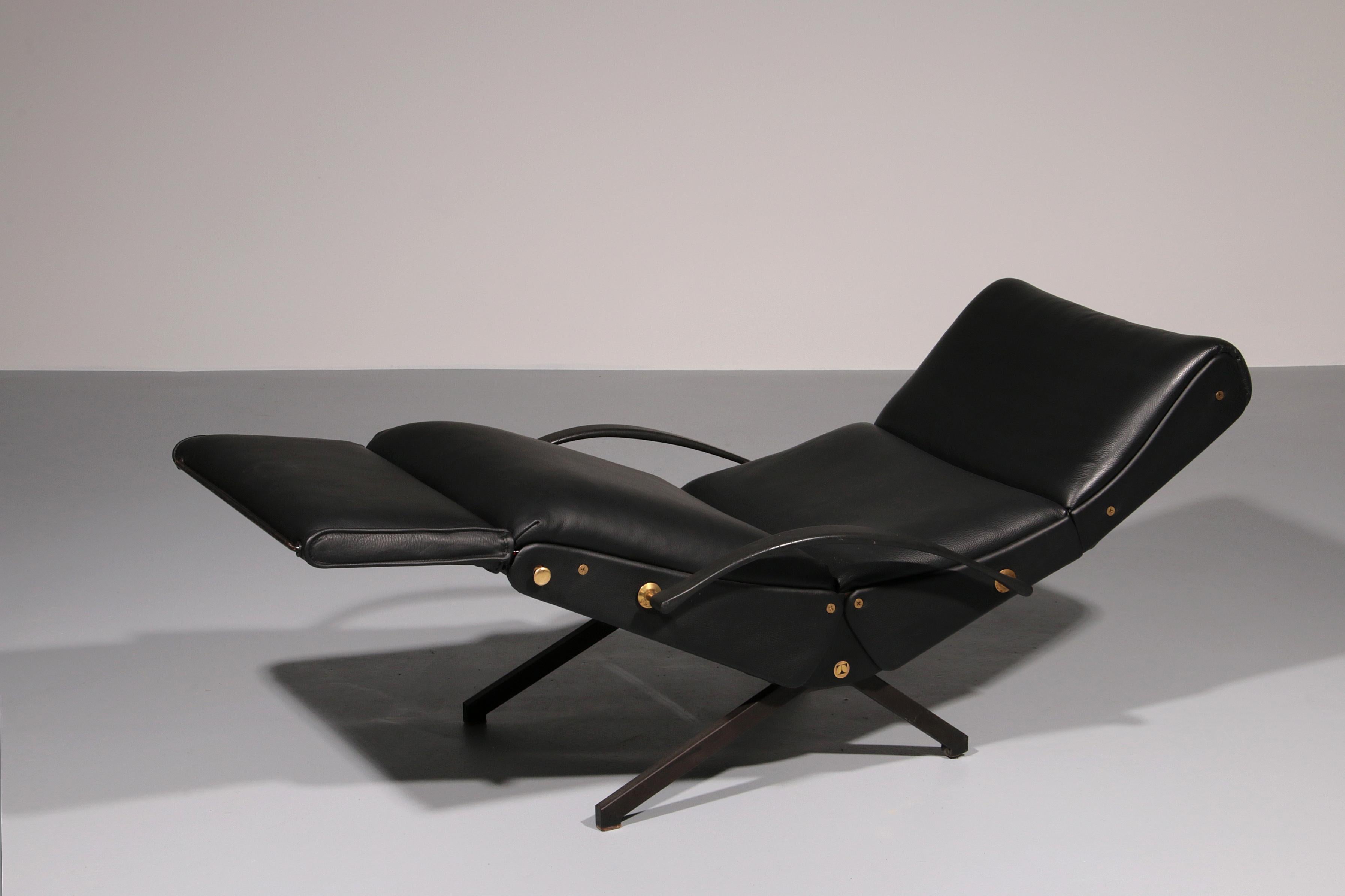 Italian Black Leather Adjustable P40 Relax Chair by Osvaldo Borsani Tecno. For Sale 7