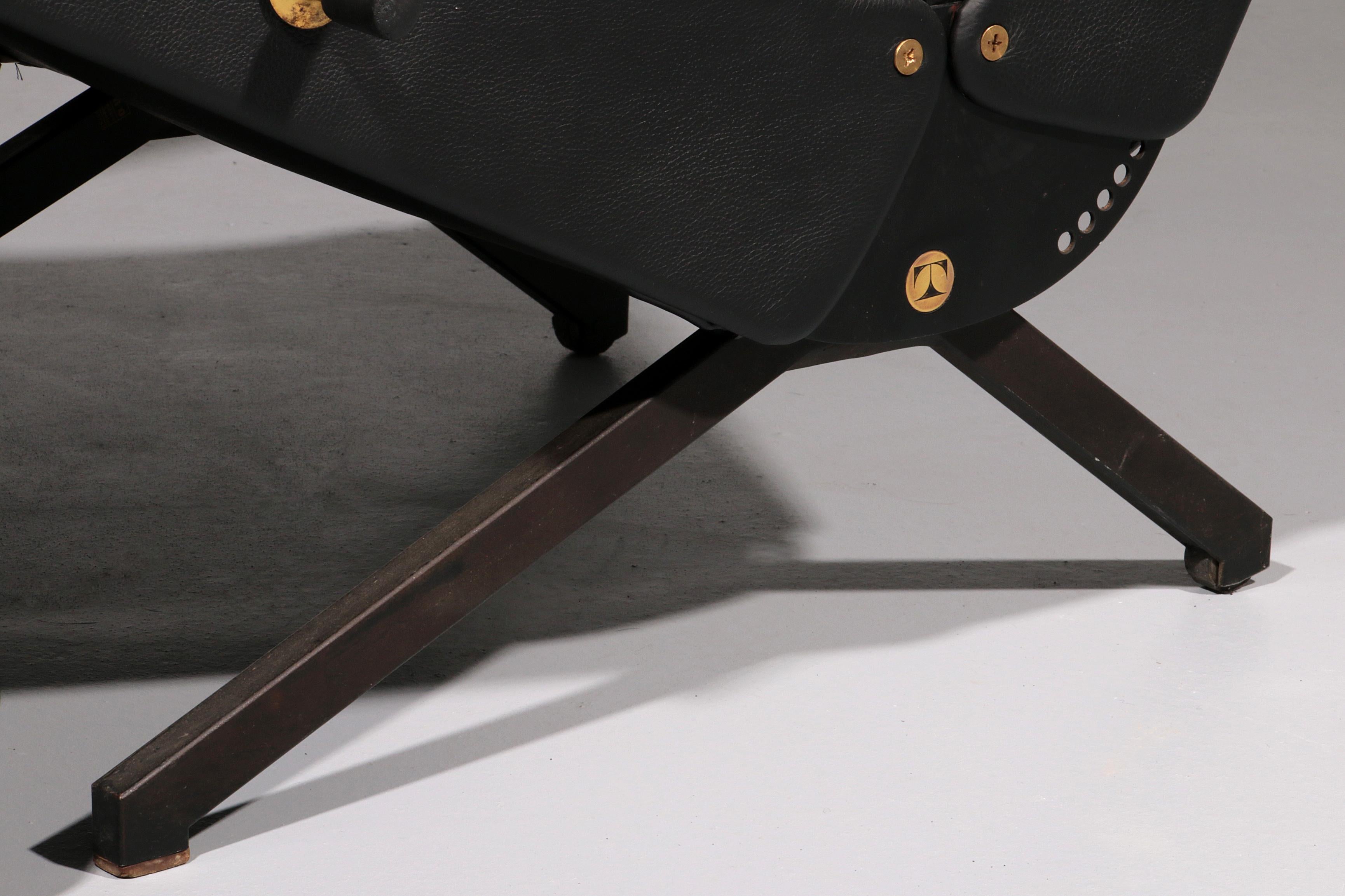 Italian Black Leather Adjustable P40 Relax Chair by Osvaldo Borsani Tecno. For Sale 10