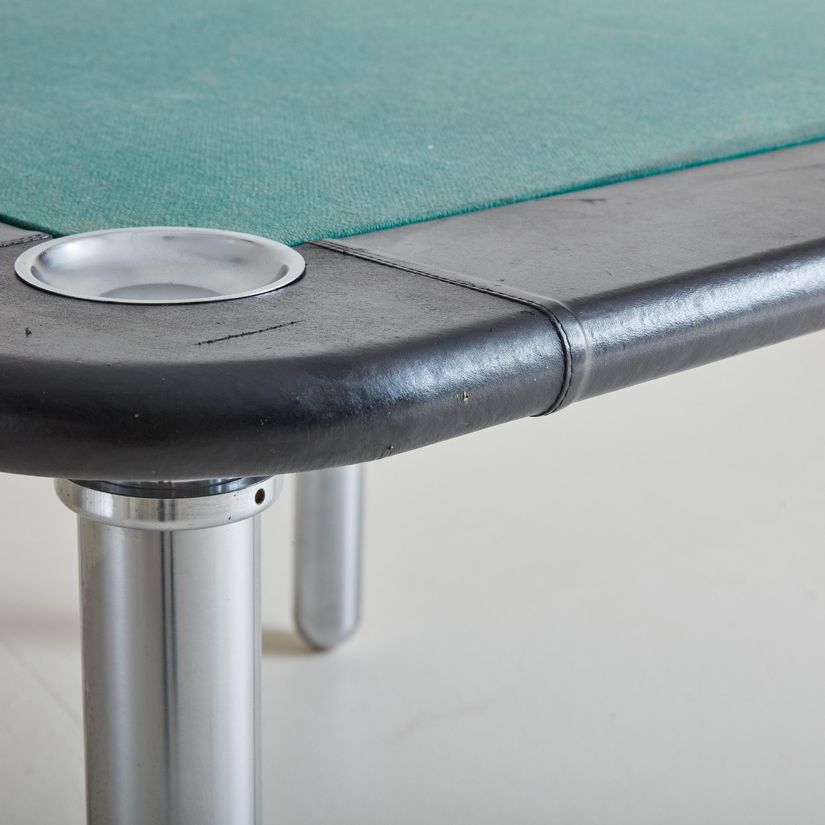 Table de jeu italienne en cuir noir, 1970 en vente 4