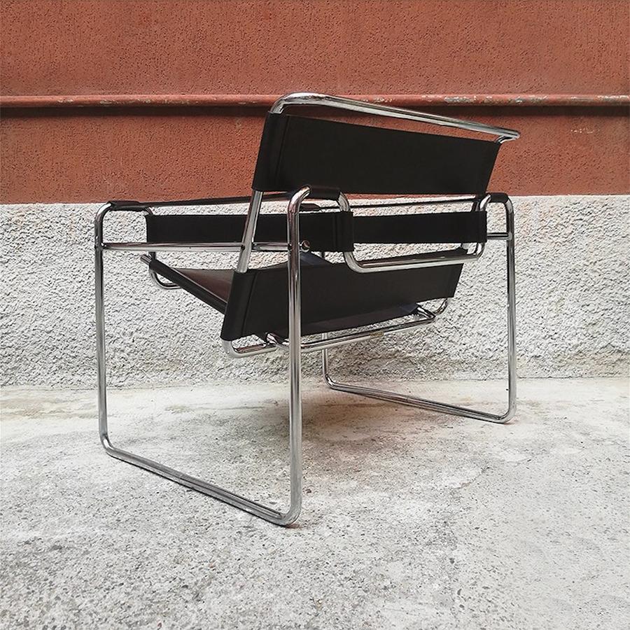 Italian Black Leather Wassily Armchair by Marcel Breuer for Gavina, 1968 In Good Condition In MIlano, IT