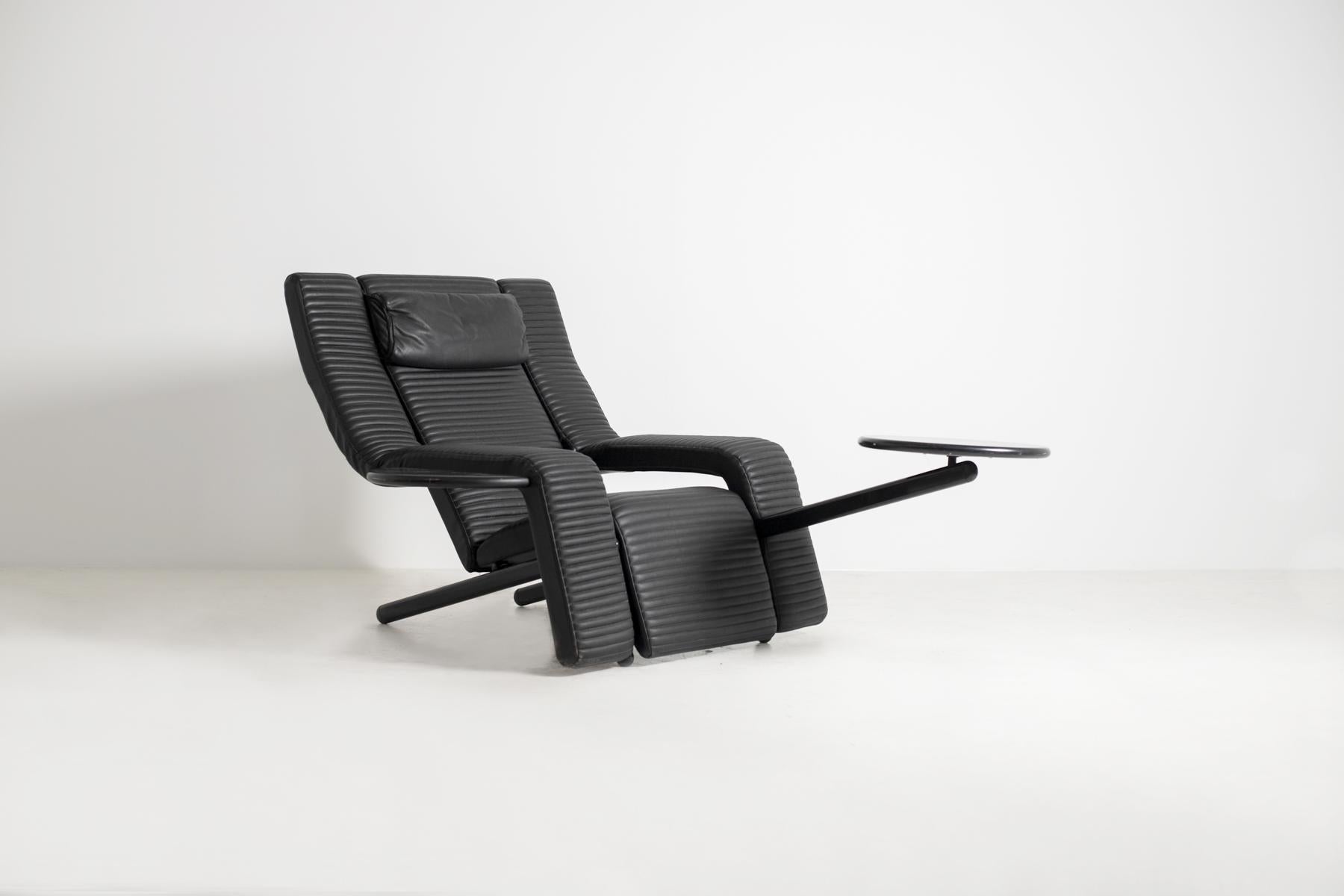 Modern Italian Black Lounge Chair Kilkis by Ammannati & Vitelli for Brunati, 1980s