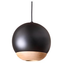 Globe Lighting italien en métal noir et hêtre