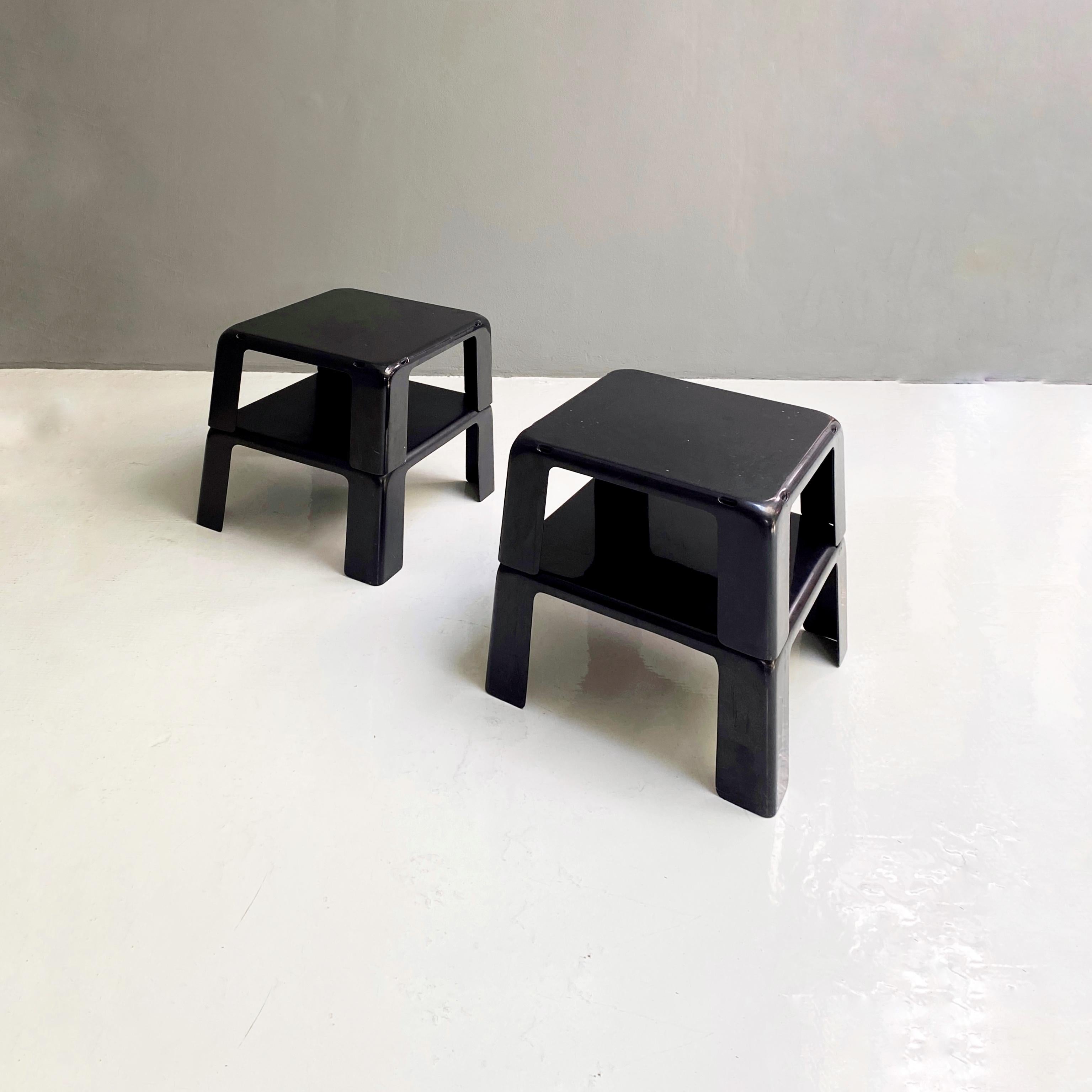 Mid-20th Century Italian Black plastic coffee tables 4 Gatti by Mario Bellini for B&B, 1970s For Sale