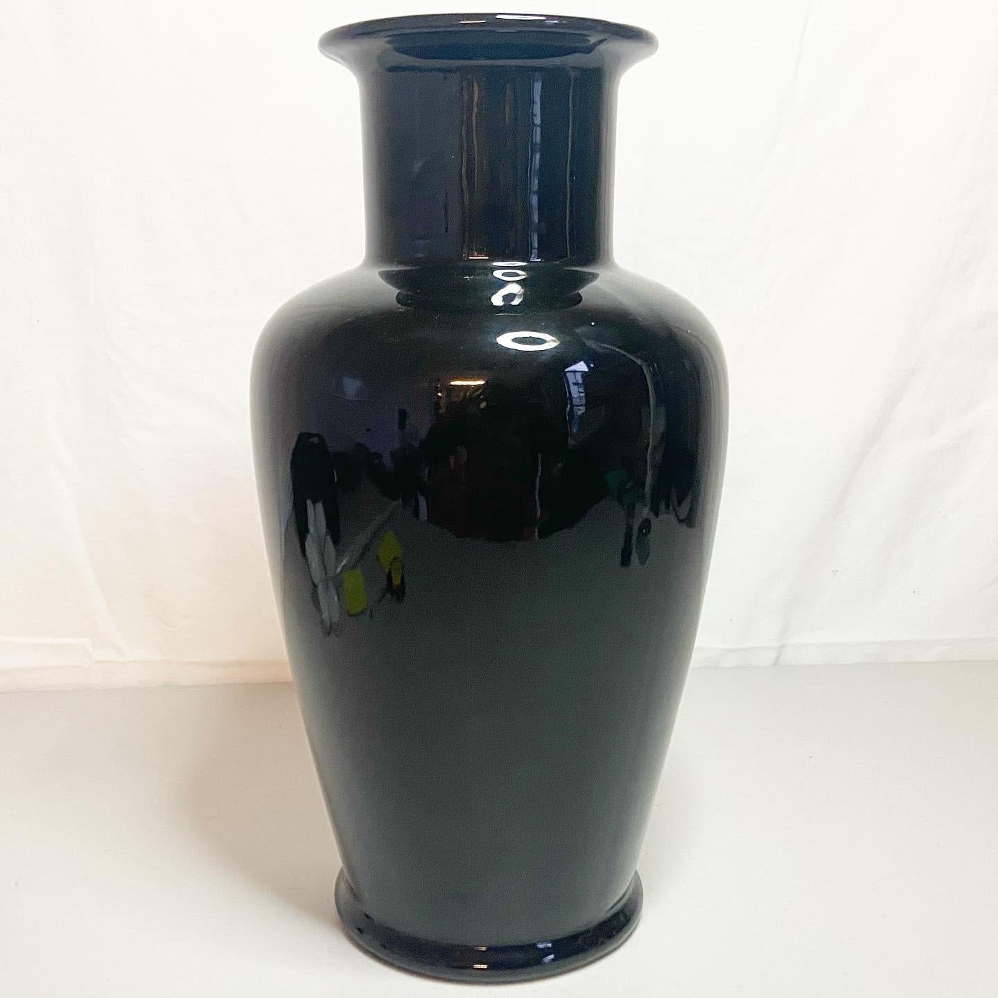 Italienische Vase aus schwarzem italienischem Porzellan von Ardalt (Moderne der Mitte des Jahrhunderts) im Angebot