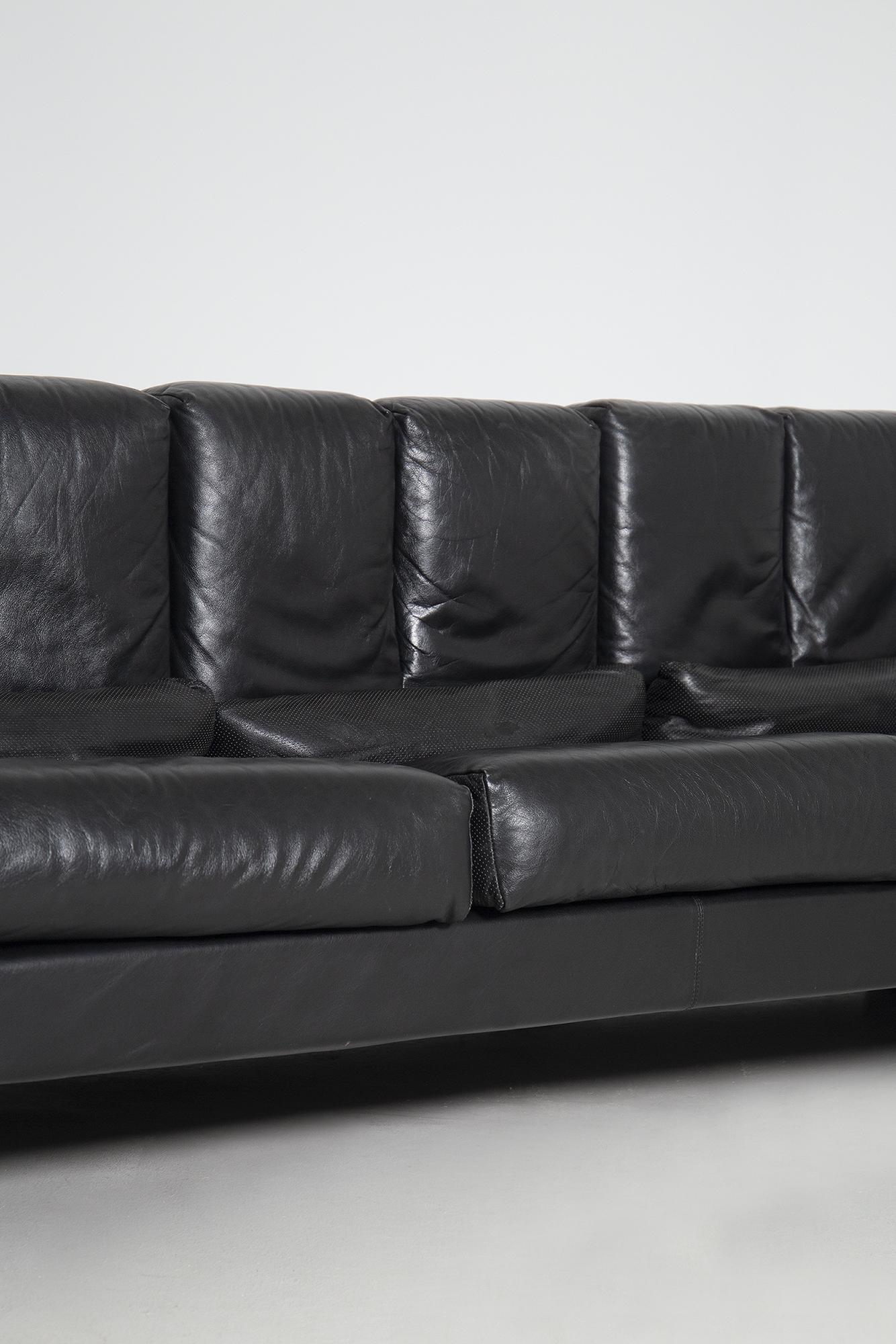 Italian Black Sofa by Mario Bellini for B&B Italy Mod, Excelsior, Label, 1985 In Good Condition In Milano, IT