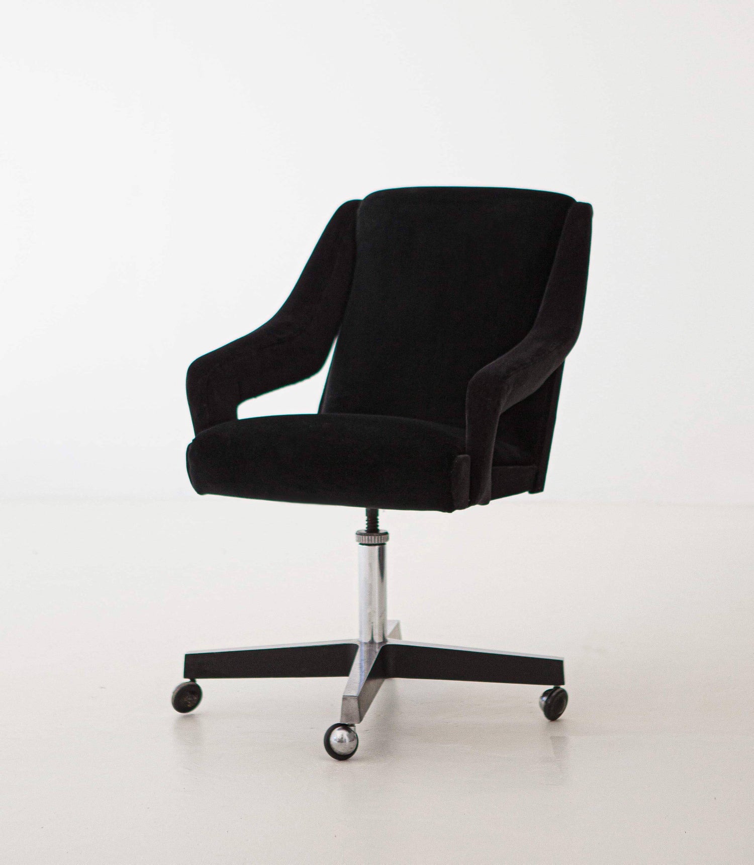 Italian Black Velvet And Steel Swivel Chair 1950s For Sale At 1stdibs