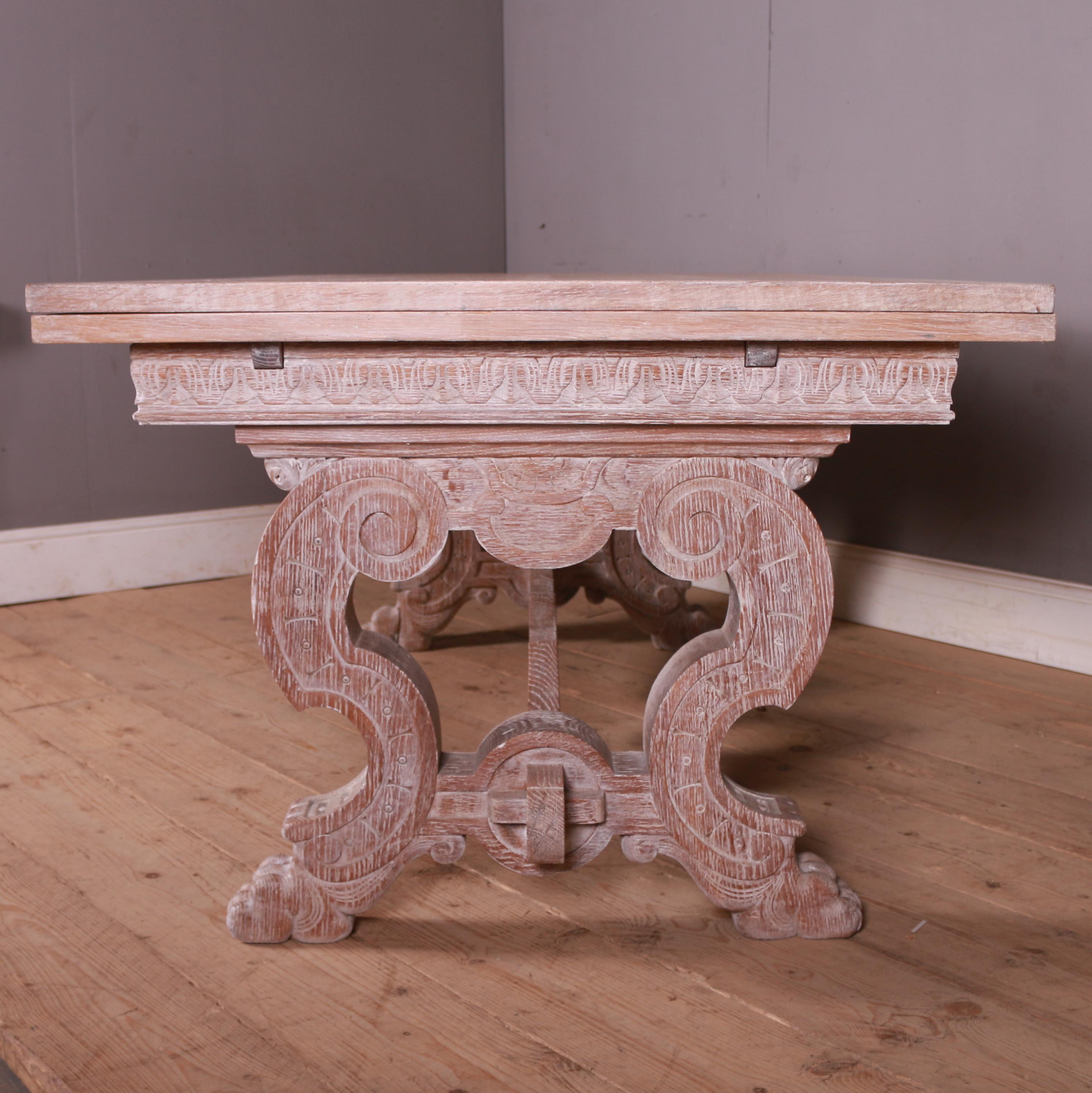 Large 19th C Italian bleached oak extending dining table / centre table. 1890.

Clearance is 24