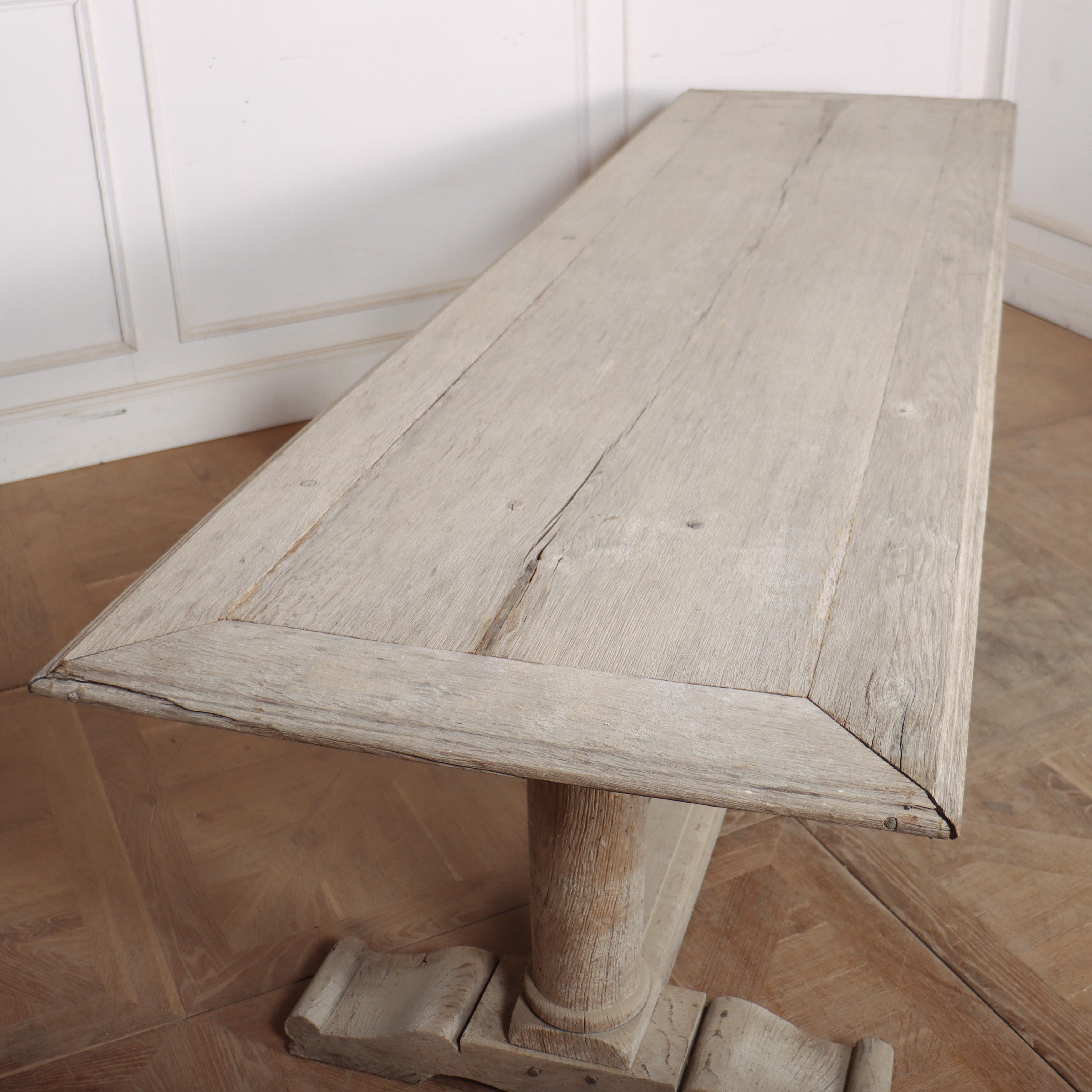 Mesa caballete italiana de roble blanqueado en Bueno estado para la venta en Leamington Spa, Warwickshire