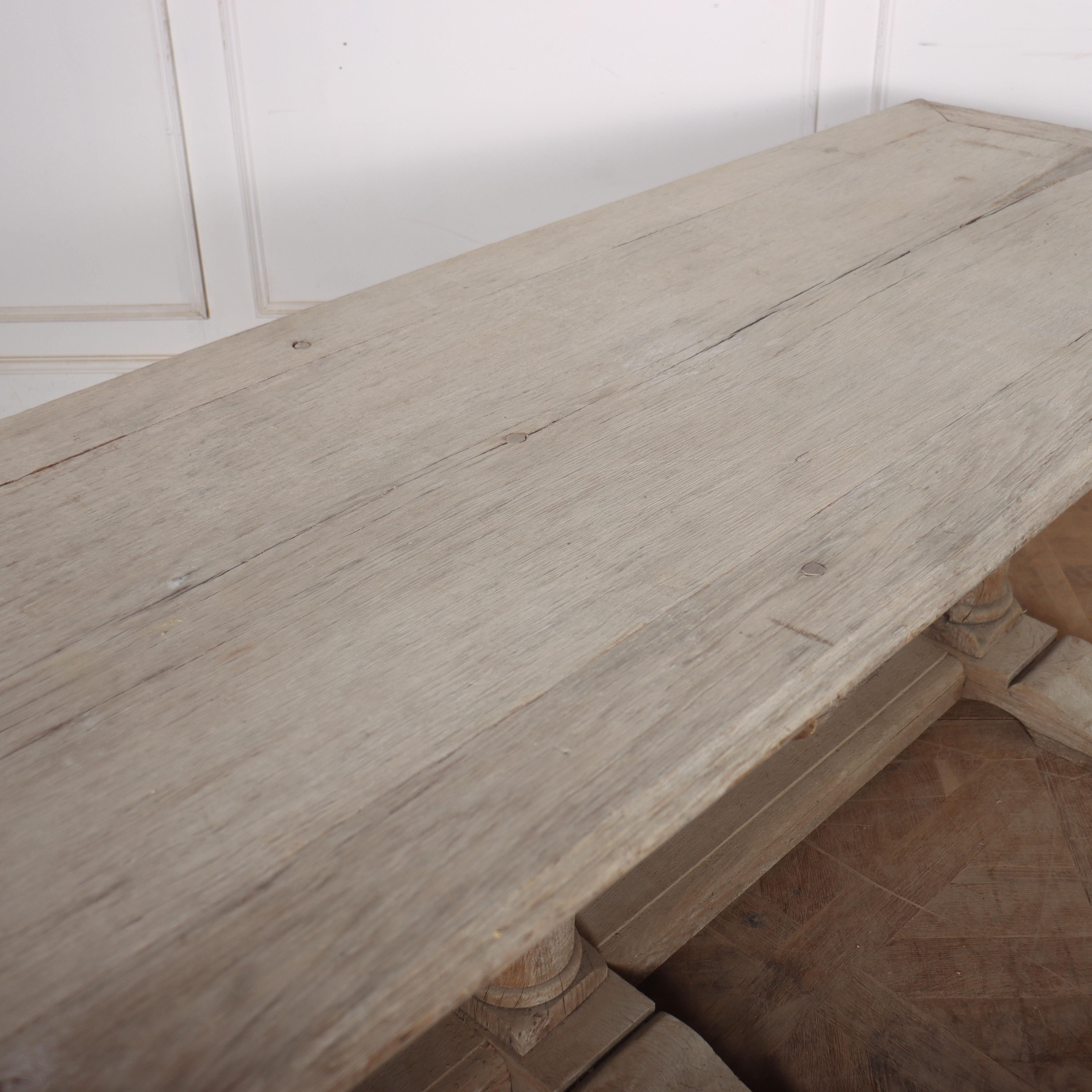 Mesa caballete italiana de roble blanqueado siglo XIX en venta