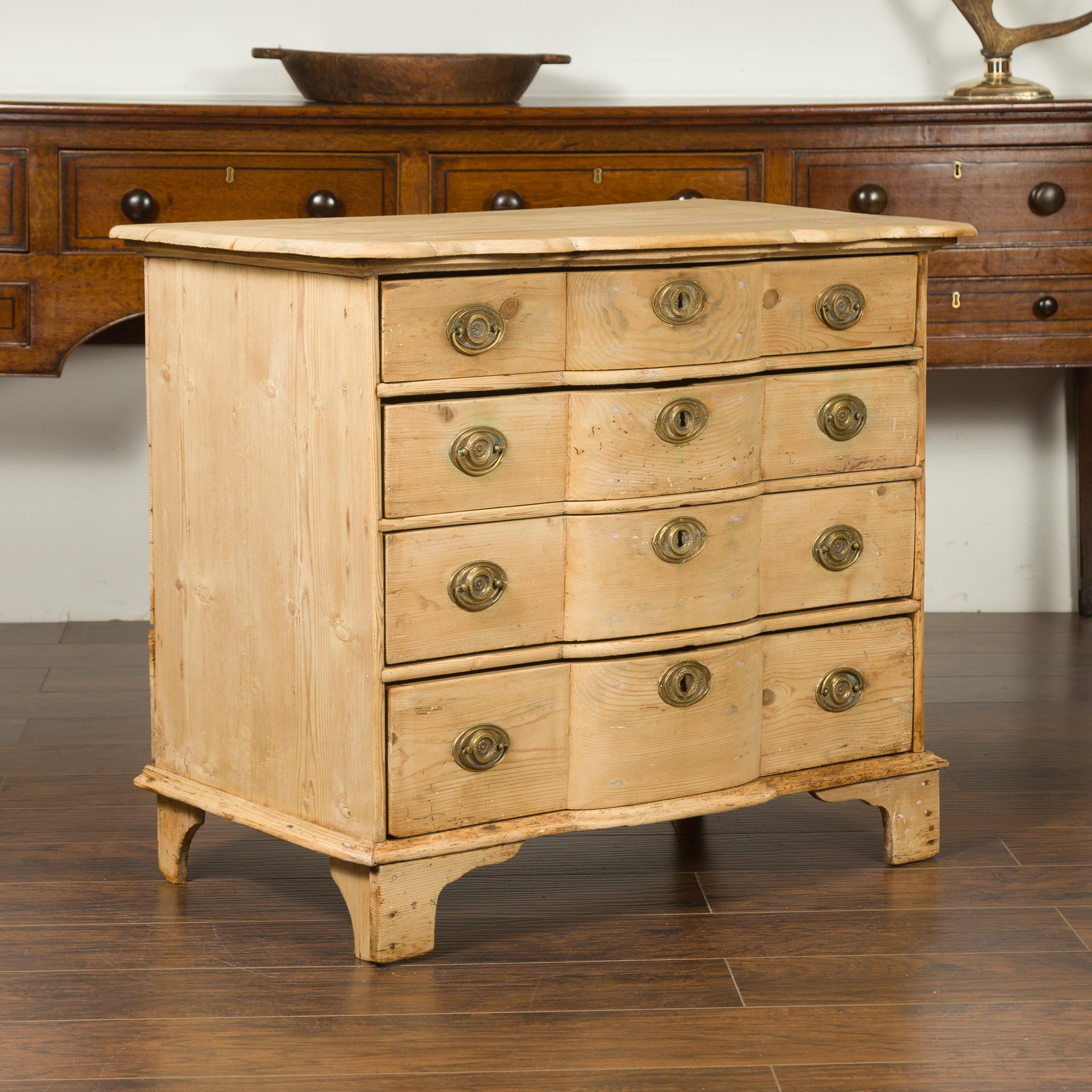 Italian Bleached Pine Late 18th Century Four-Drawer Chest with Serpentine Front 6
