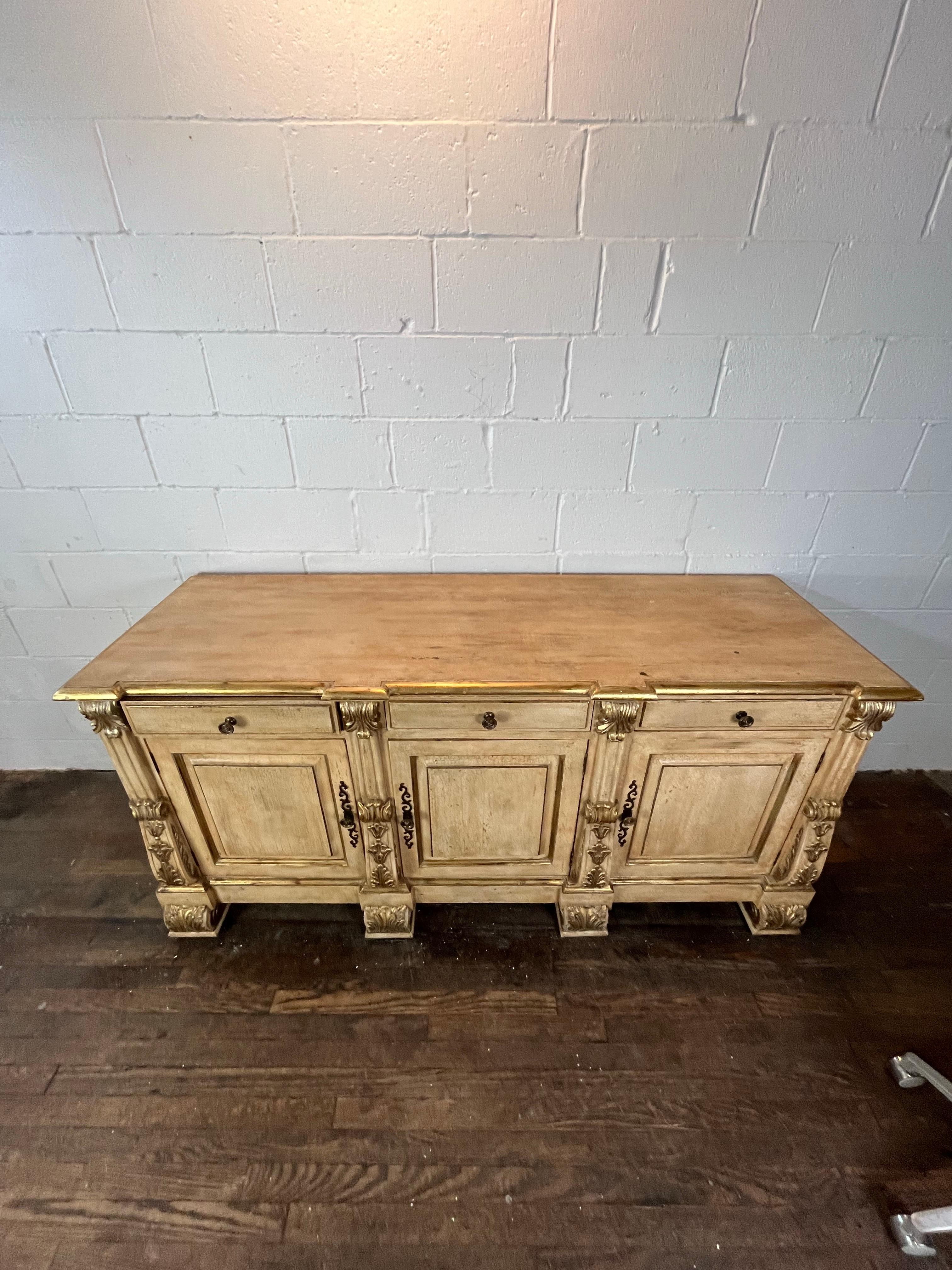 Aparador Buffet Italiano Blanqueado siglo XX en venta