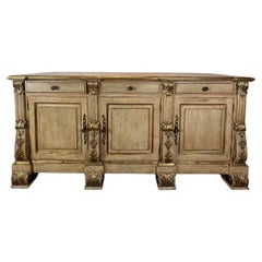 Buffet in Wood