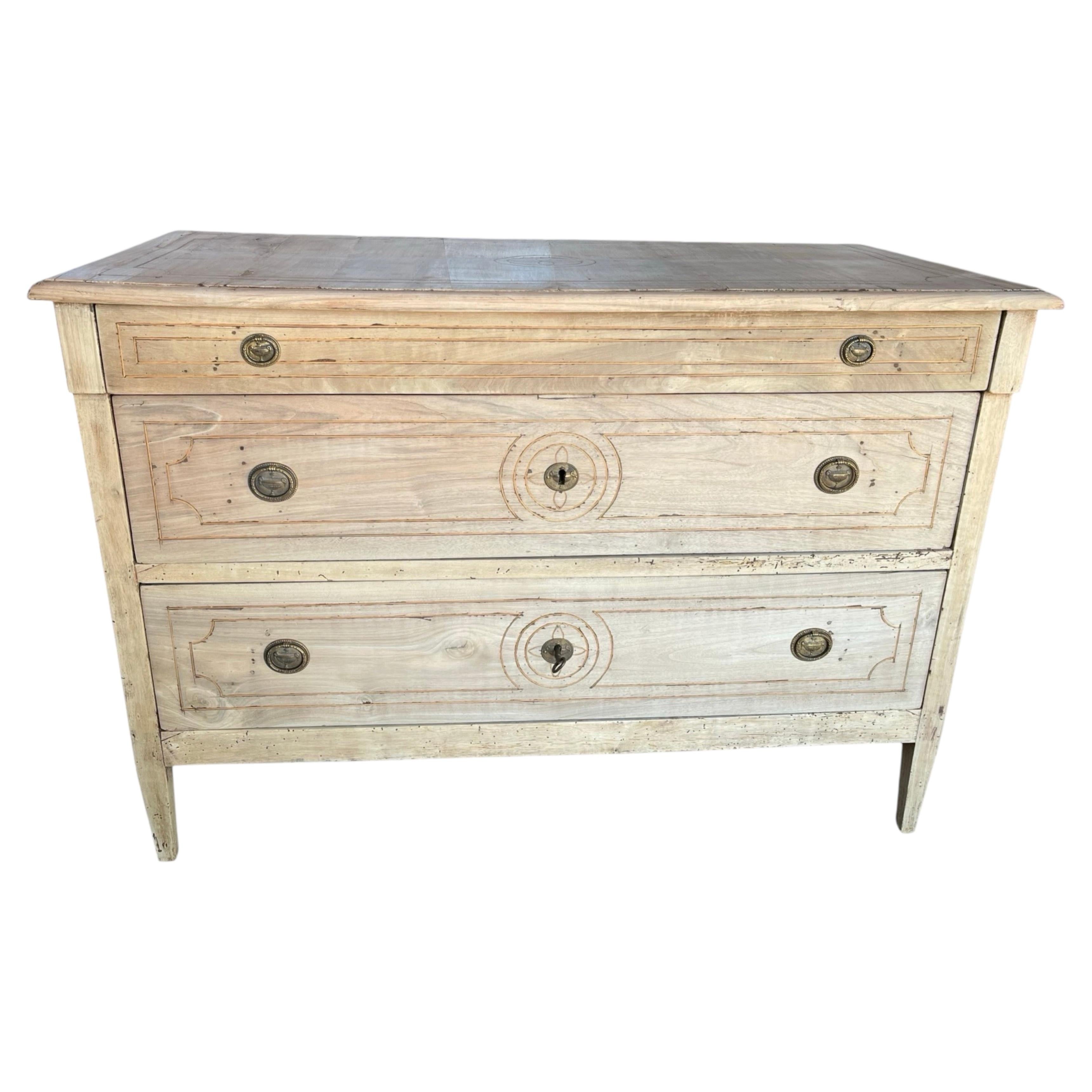 Italian Bleached Walnut Neoclassical Commode, Chest Of Drawers, 18th Century
