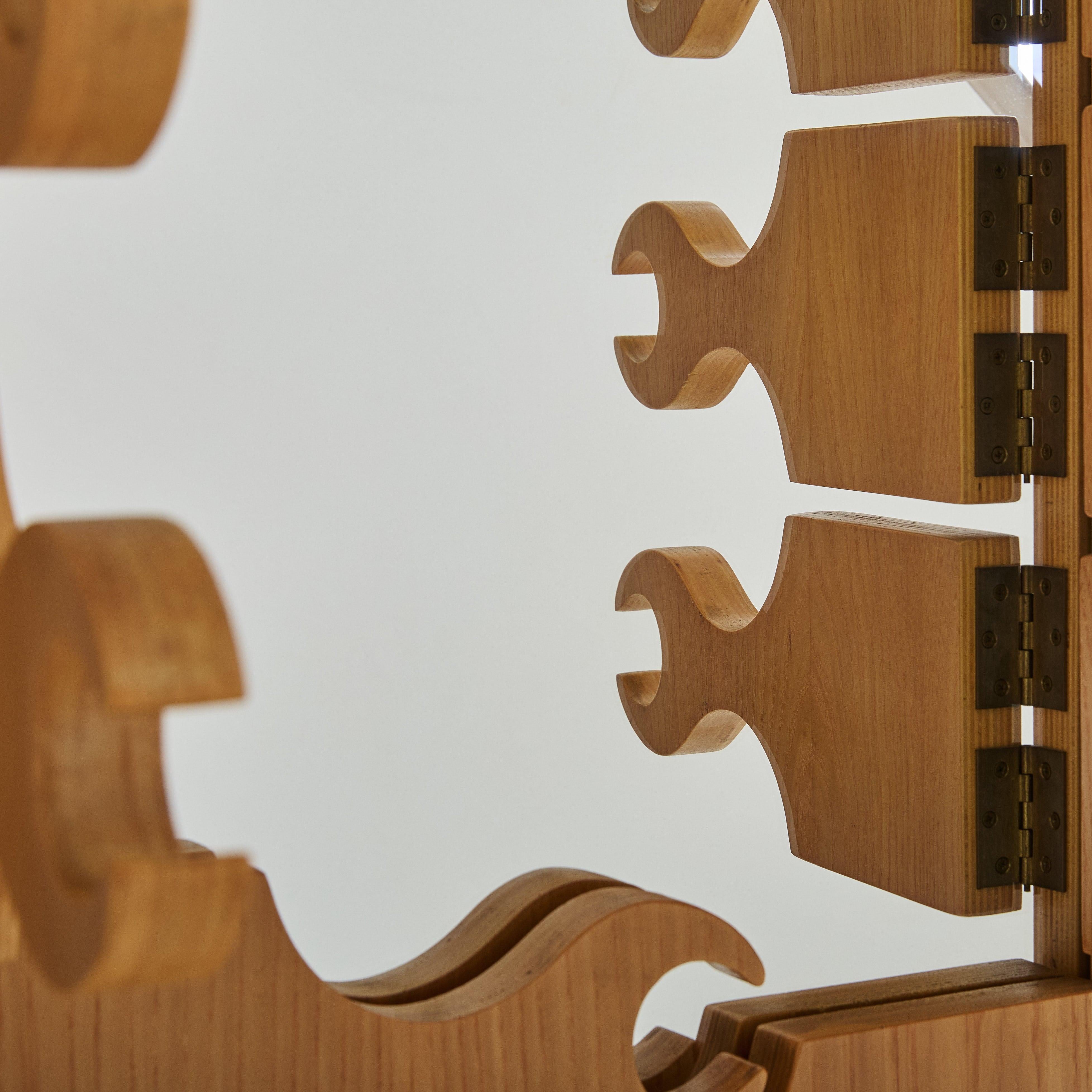 Appendiabiti italiano in legno biondo 'Scorpion' con specchio di Anonima Design in vendita 1