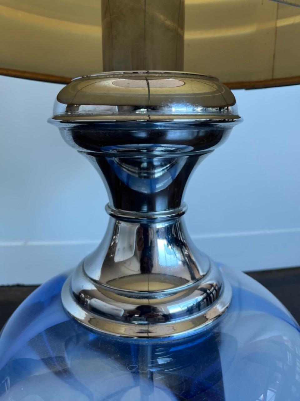Italian Blown Glass and Chrome Table Lamp 1970s In Good Condition For Sale In Byron Bay, NSW