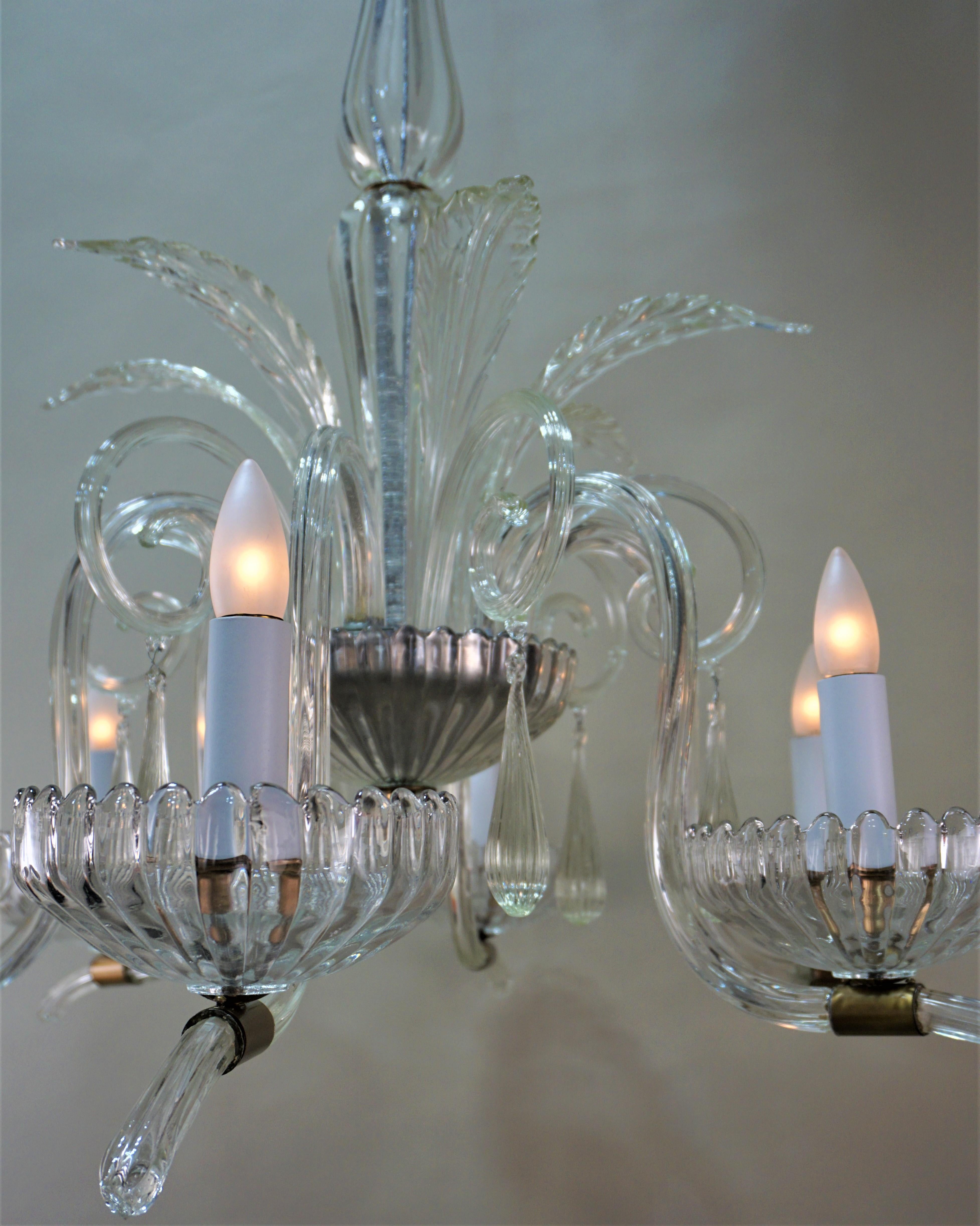 Italian Blown Glass Chandelier by Barovier e Toso In Good Condition In Fairfax, VA