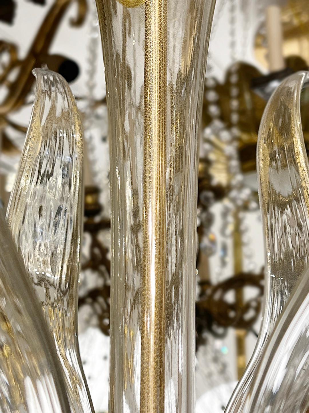 Vetro di Murano Lampadario italiano in vetro soffiato di Murano in vendita