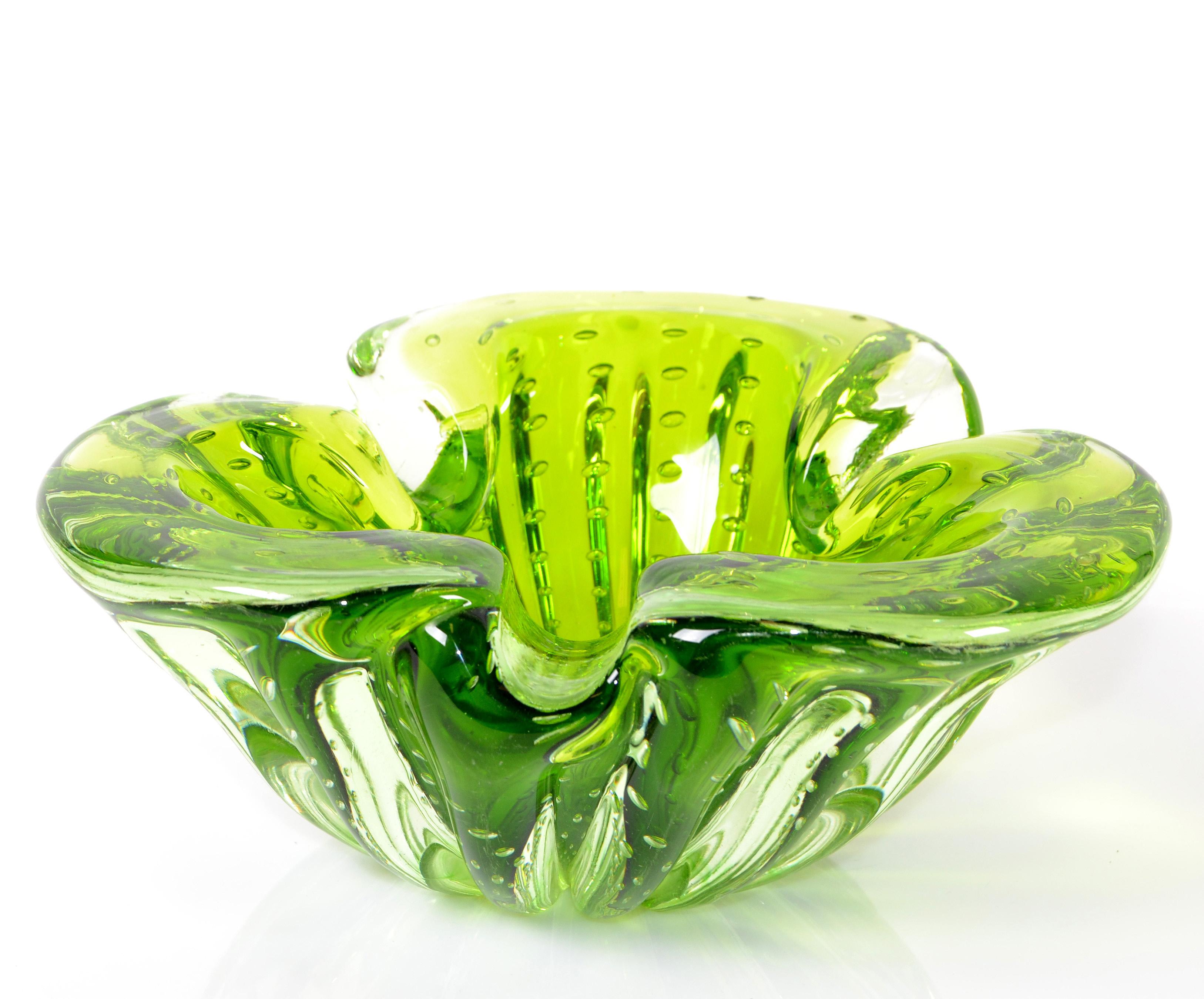 Mid-Century Modern Italian Blown Murano Glass Neon Green Controlled Bubble Catchall, Bowl, Ashtray