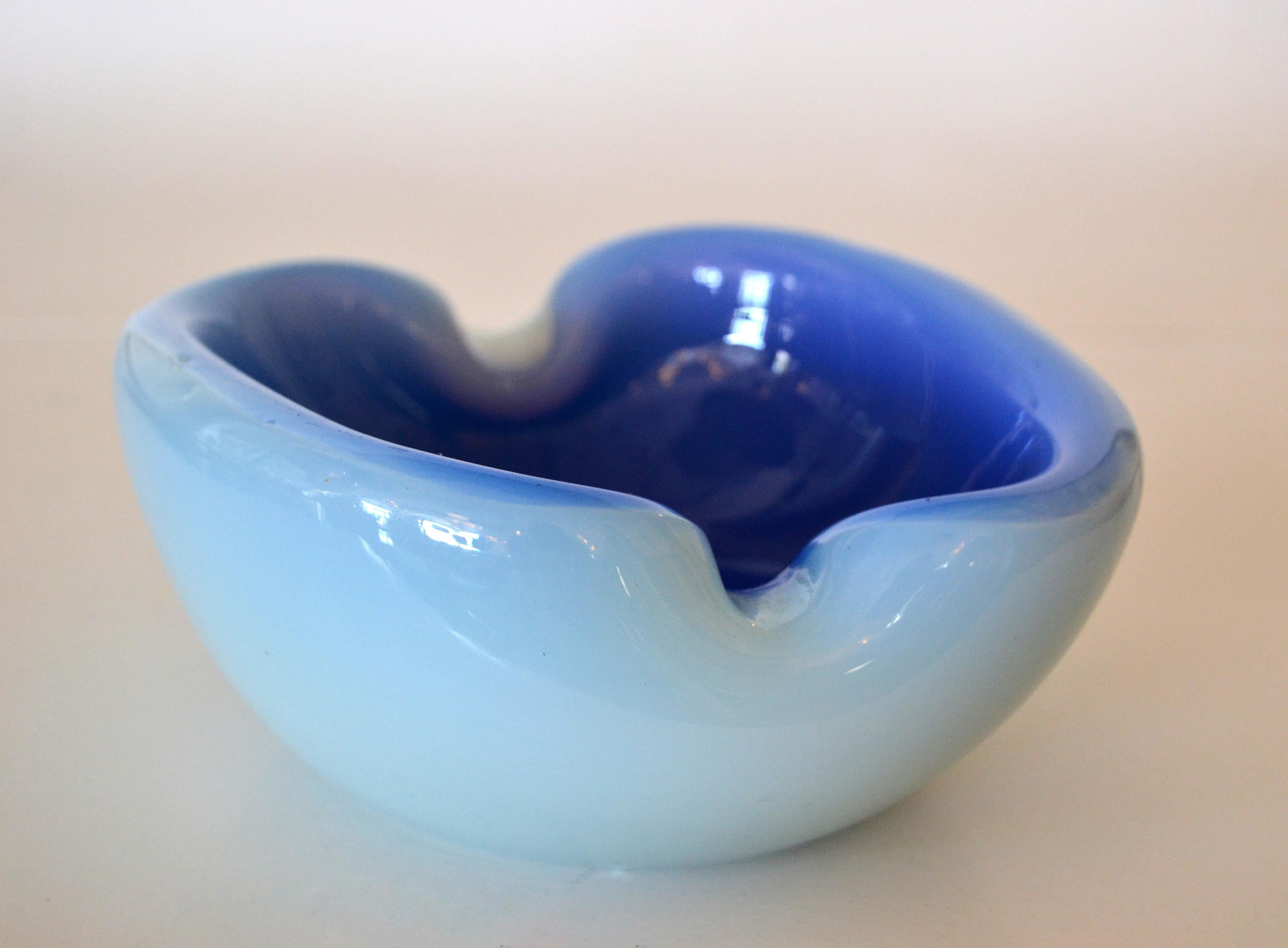 Hand-Crafted Italian Blown Murano Glass Two-Color Blue Round Shaped Catchall Bowl For Sale