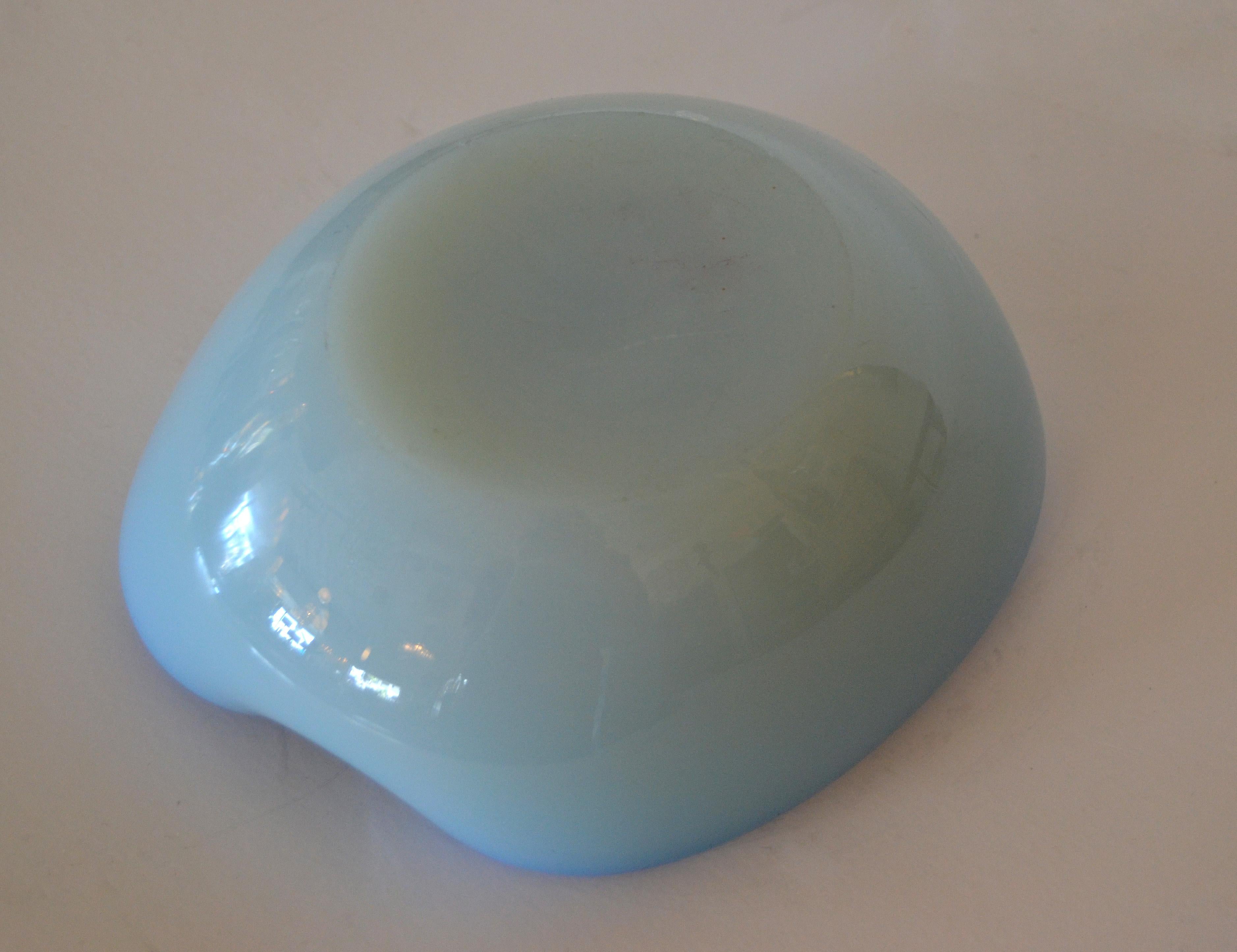Italian Blown Murano Glass Two-Color Blue Round Shaped Catchall Bowl For Sale 3