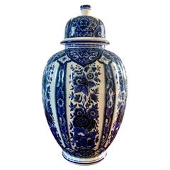 Retro Italian Blue and White Porcelain Ginger Jar by Ardalt Blue Delfia