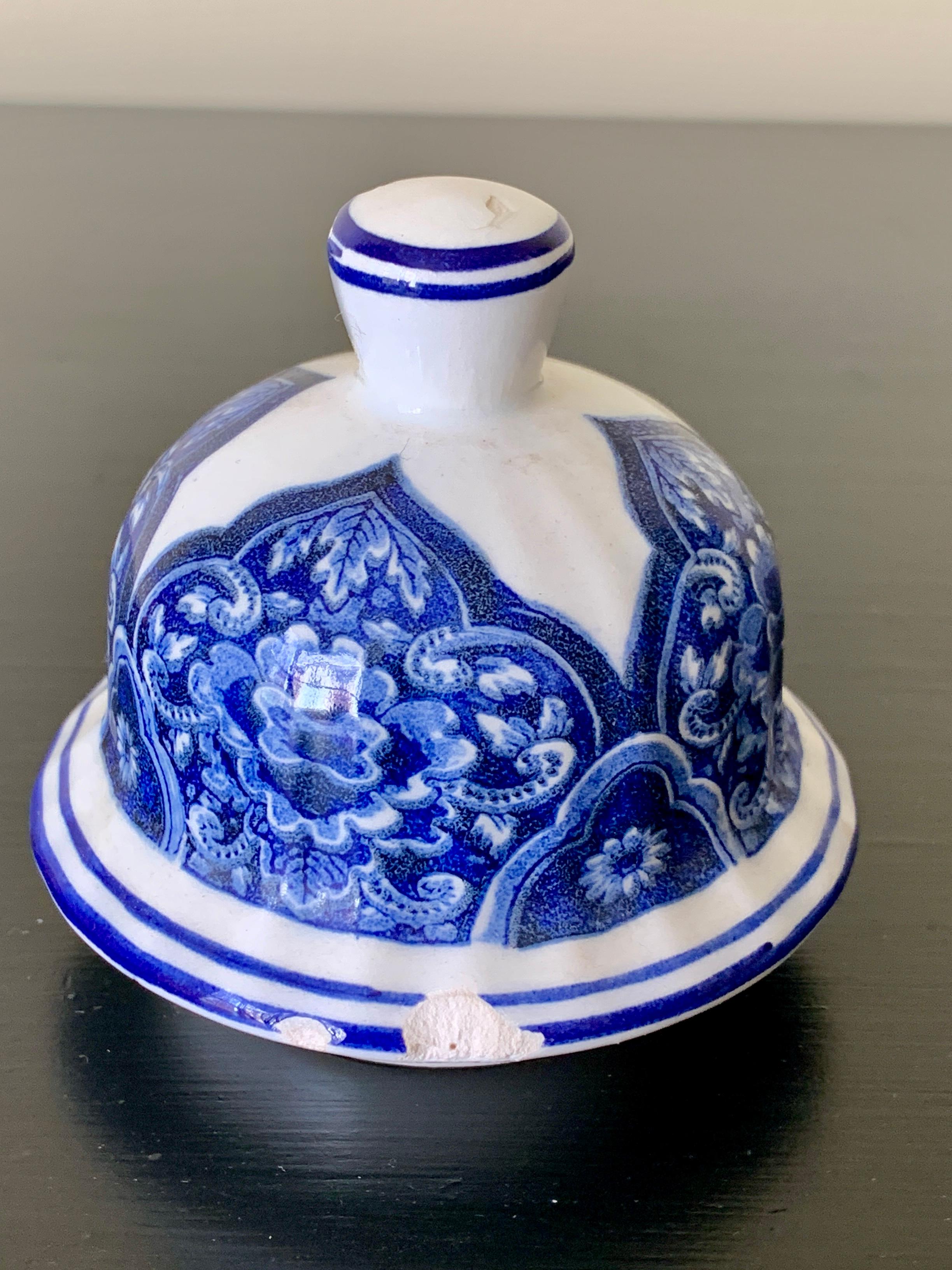 Italian Blue and White Porcelain Ginger Jars by Ardalt Blue Delfia, Pair For Sale 6