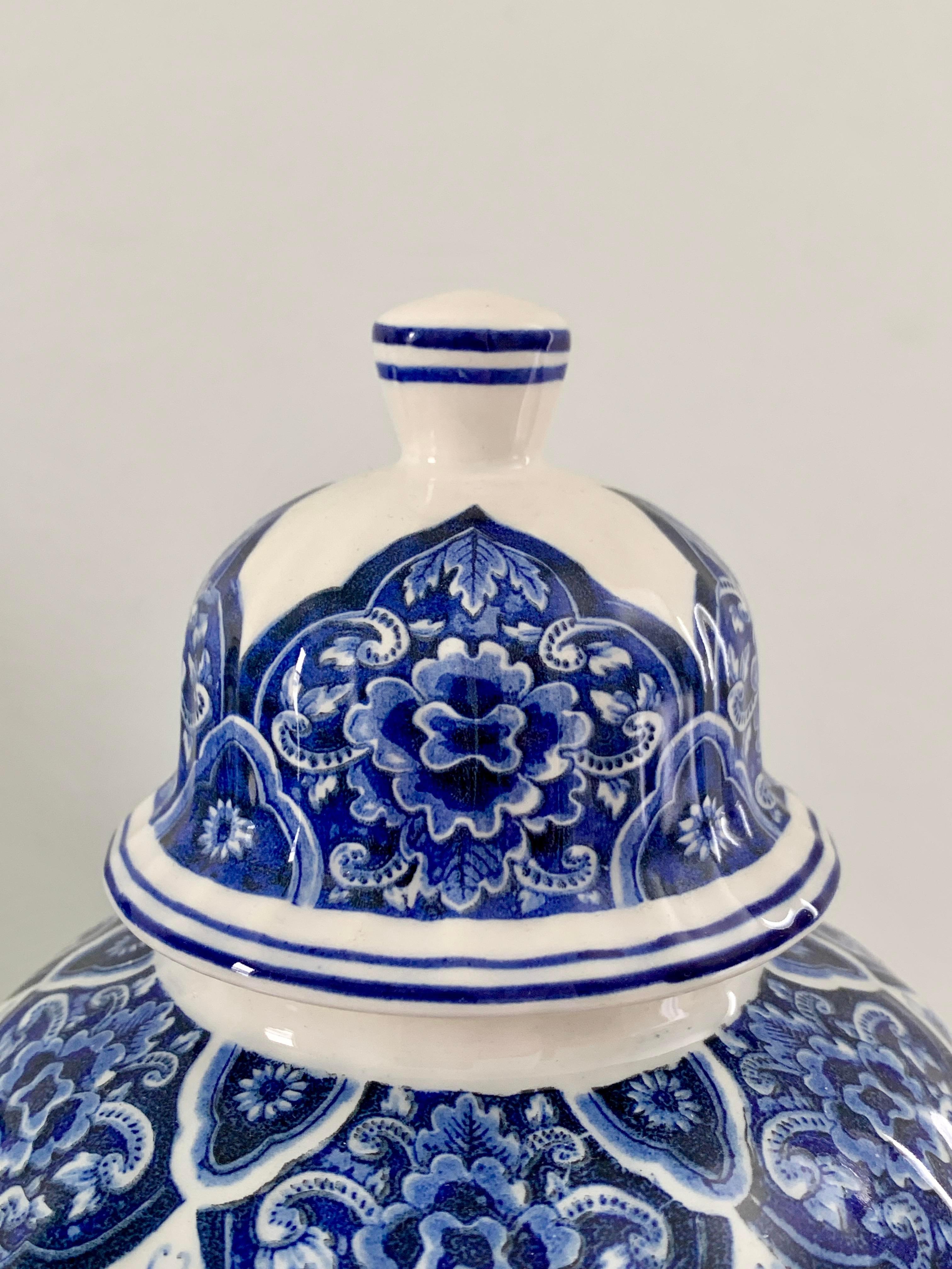Italian Blue and White Porcelain Ginger Jars by Ardalt Blue Delfia, Pair For Sale 1