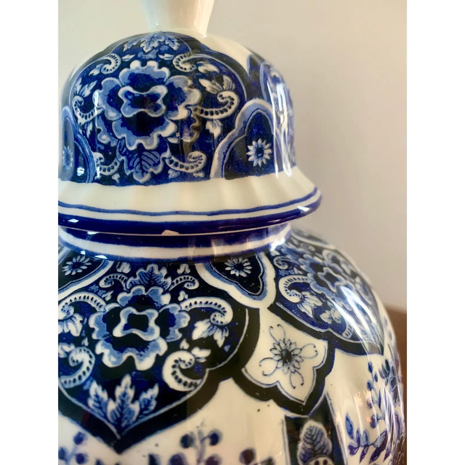 Italian Blue and White Porcelain Vases and Jar Garniture by Ardalt Blue Delfia In Good Condition For Sale In Elkhart, IN