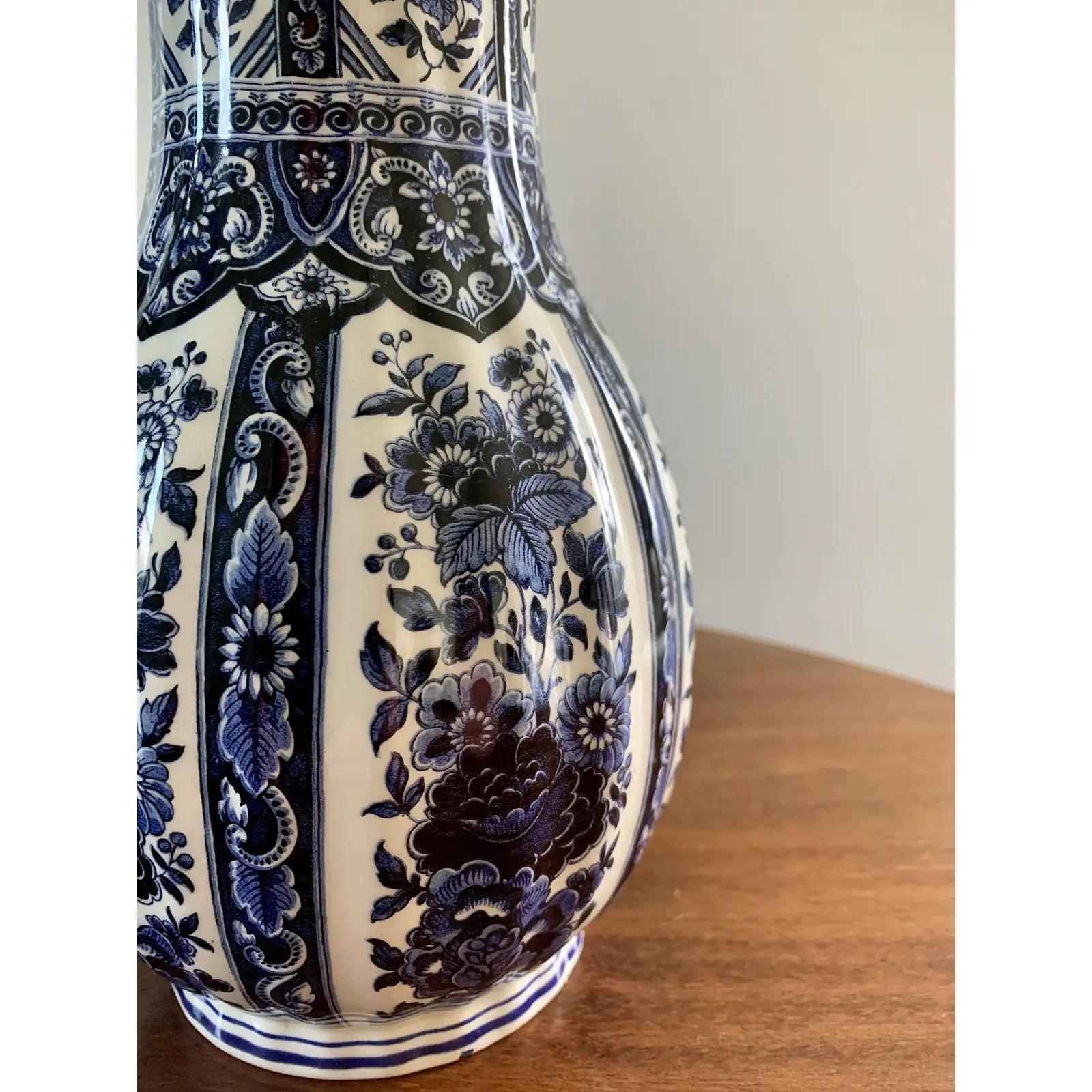 Italienische Vasen und Kruggarnituren aus blauem und weißem Porzellan von Ardalt Blue Delfia,  im Angebot 2