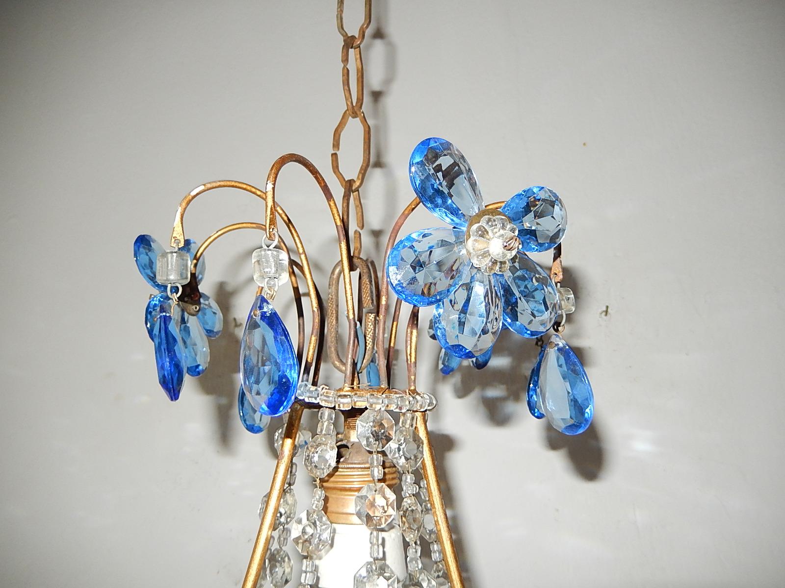 Italian Blue Crystal Prisms with Flowers Chandelier, circa 1920 In Good Condition In Modena (MO), Modena (Mo)