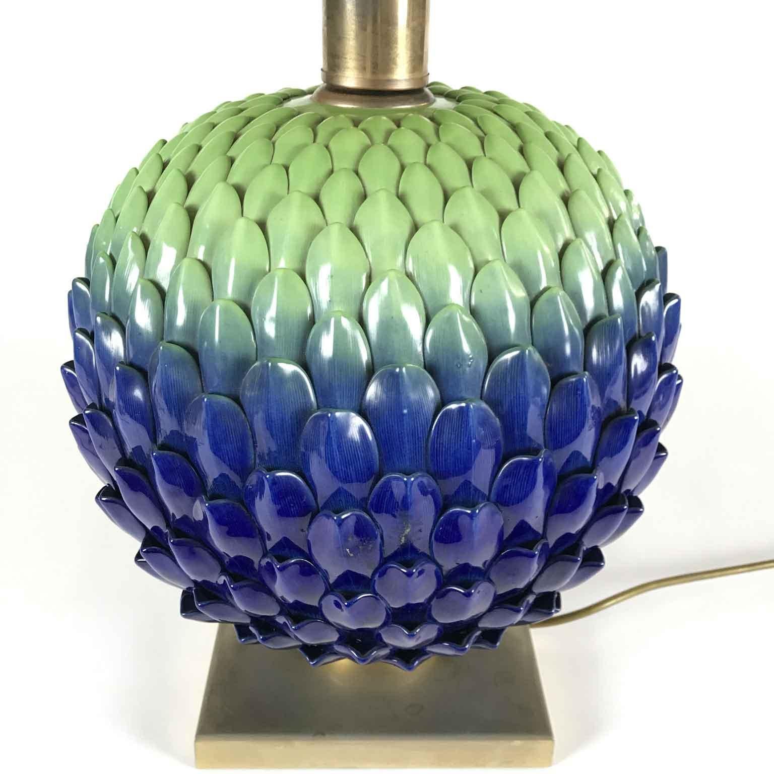 Florentine italienische blau-grüne Florentiner Tischlampe aus Kiefernholz von Mangani, 1980er Jahre im Zustand „Gut“ im Angebot in Milan, IT