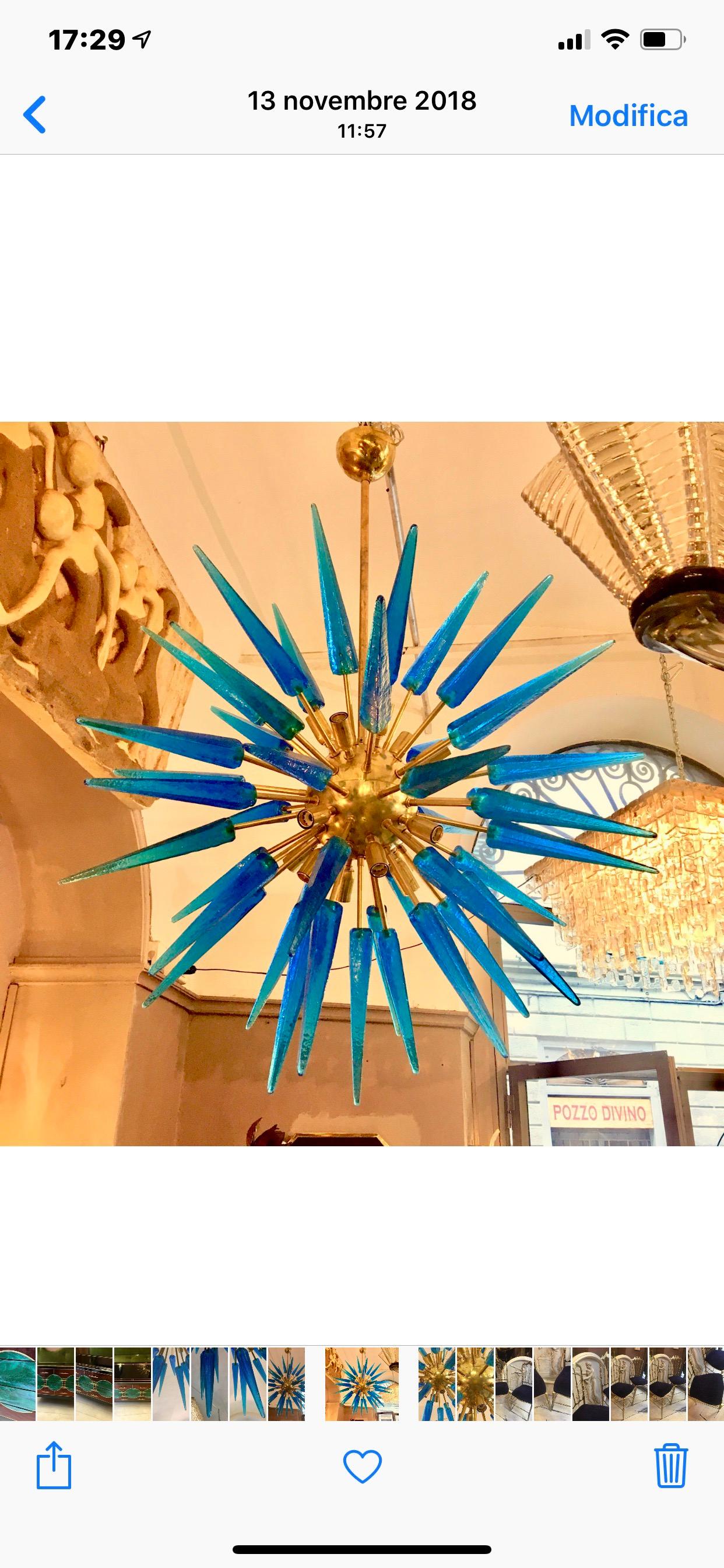 Late 20th Century Italian Blue Murano Glass Sputnik Chandelier Brass Structure, 1970s