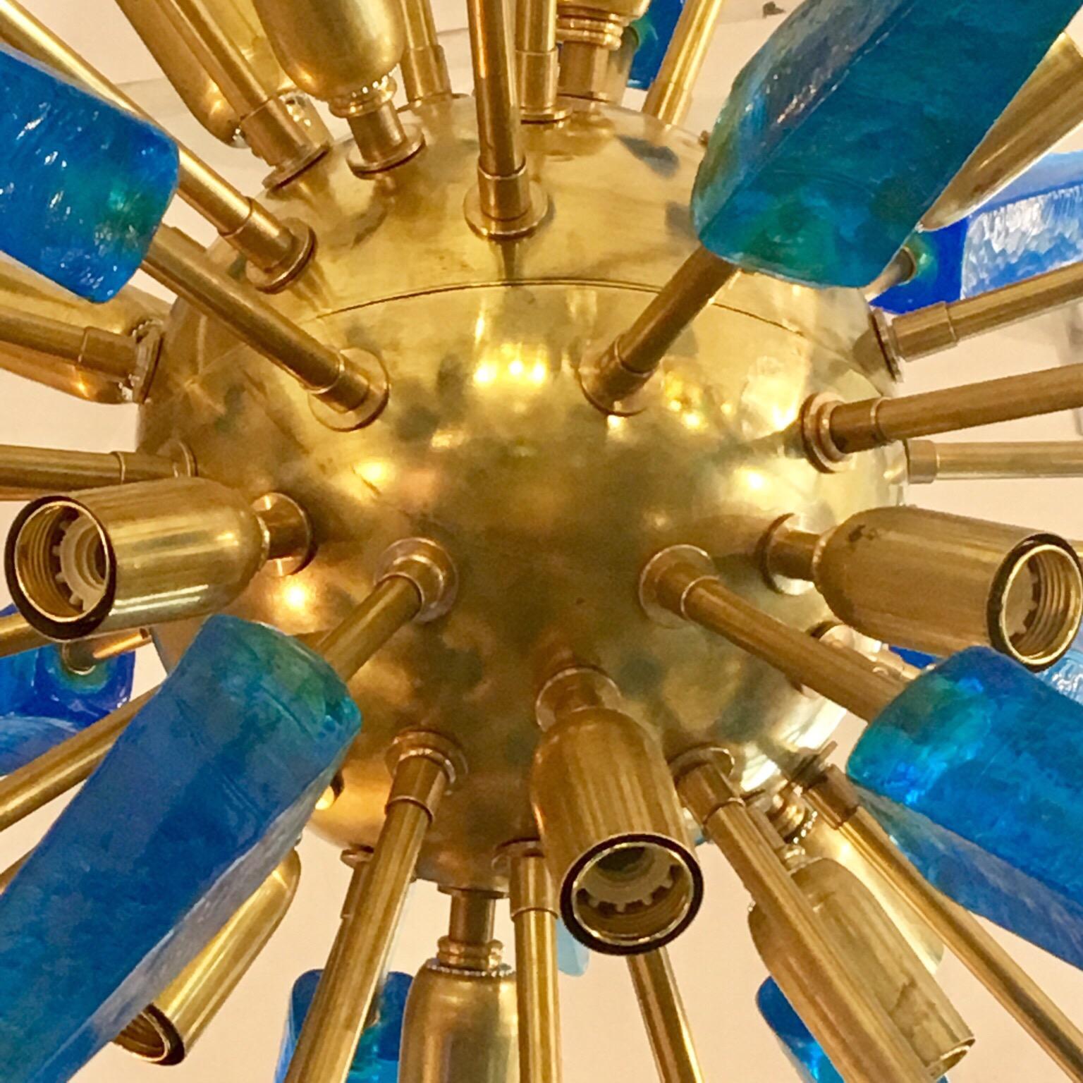 Italian Blue Murano Glass Sputnik Chandelier Brass Structure, 1970s 3