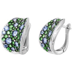 Boucles d'oreilles à levier italiennes en or blanc avec saphir bleu, tsavorite et diamants pour elle