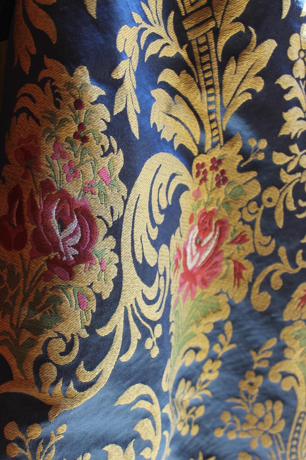 Italian Blue Silk Blend Brocade Fabric with Red Roses and Gold Floral Patterns For Sale 4