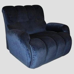 Italian Blue Velvet Lounge Armchair, 1980s, Modern Design, Italy