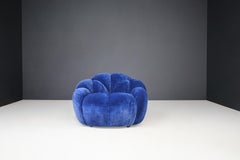 Italian Blue Velvet Lounge Chair, 1970s – Original Upholstery