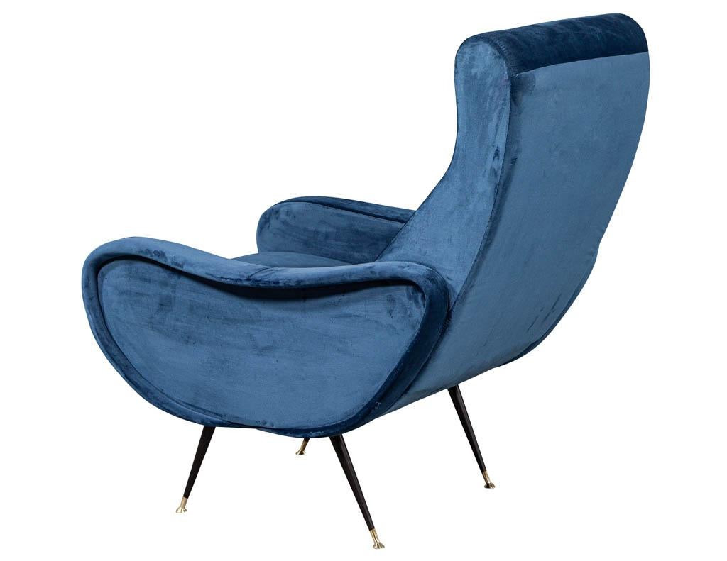 Italian Blue Velvet Lounge Chair Attributed to Zanuso Style In Good Condition In North York, ON