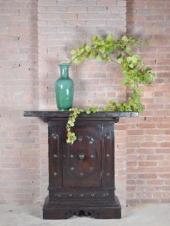 Italian / Bolognese Late 16th / Early 17th Century Baroque Walnut Credenza