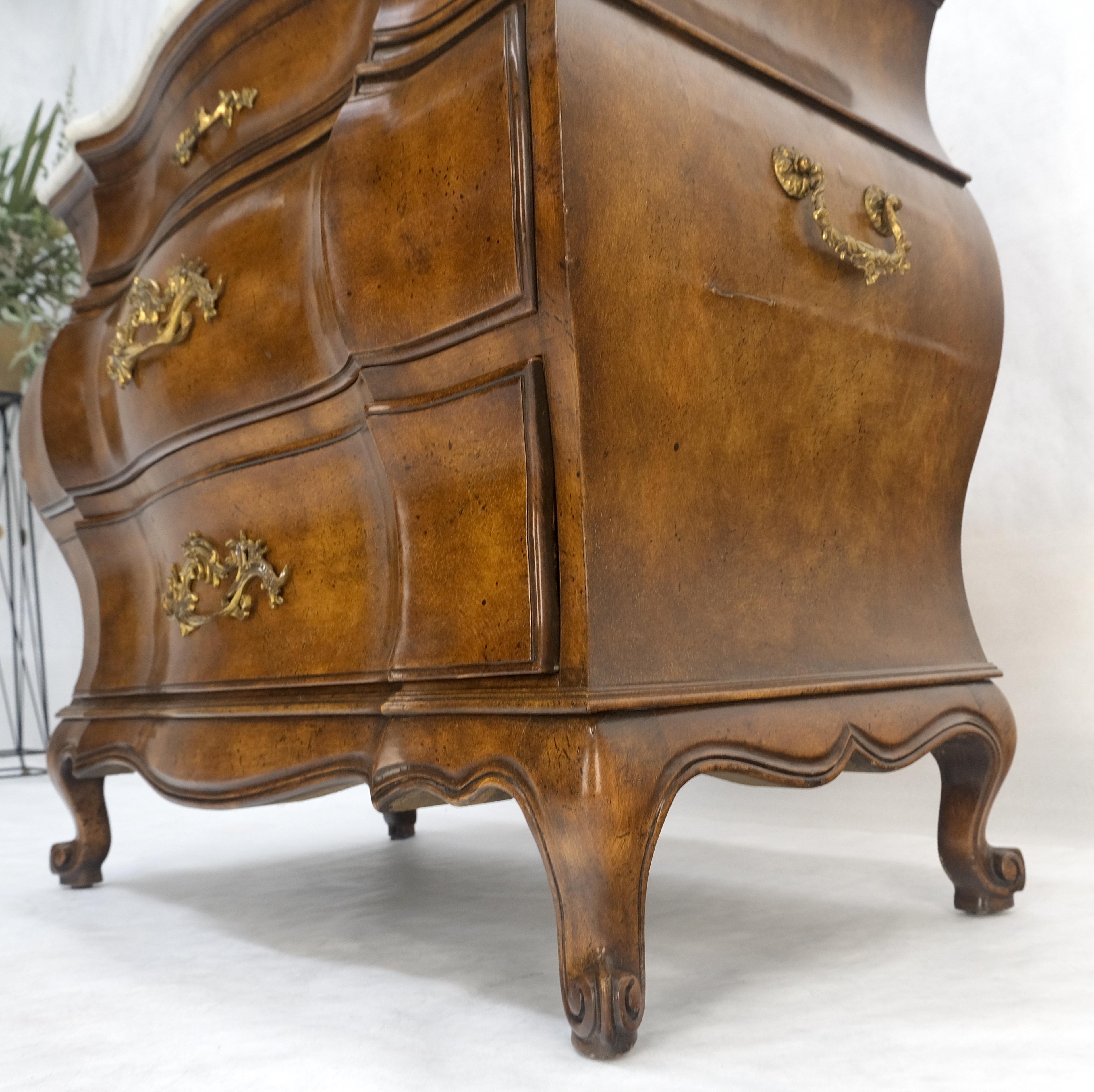 Stile italiano Bombay in legno di radica 3 cassetti con piano in marmo Comò Consolle MINT in vendita 5